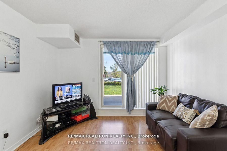 684 Warden Avenue 103, Toronto, ON M1L 4W4