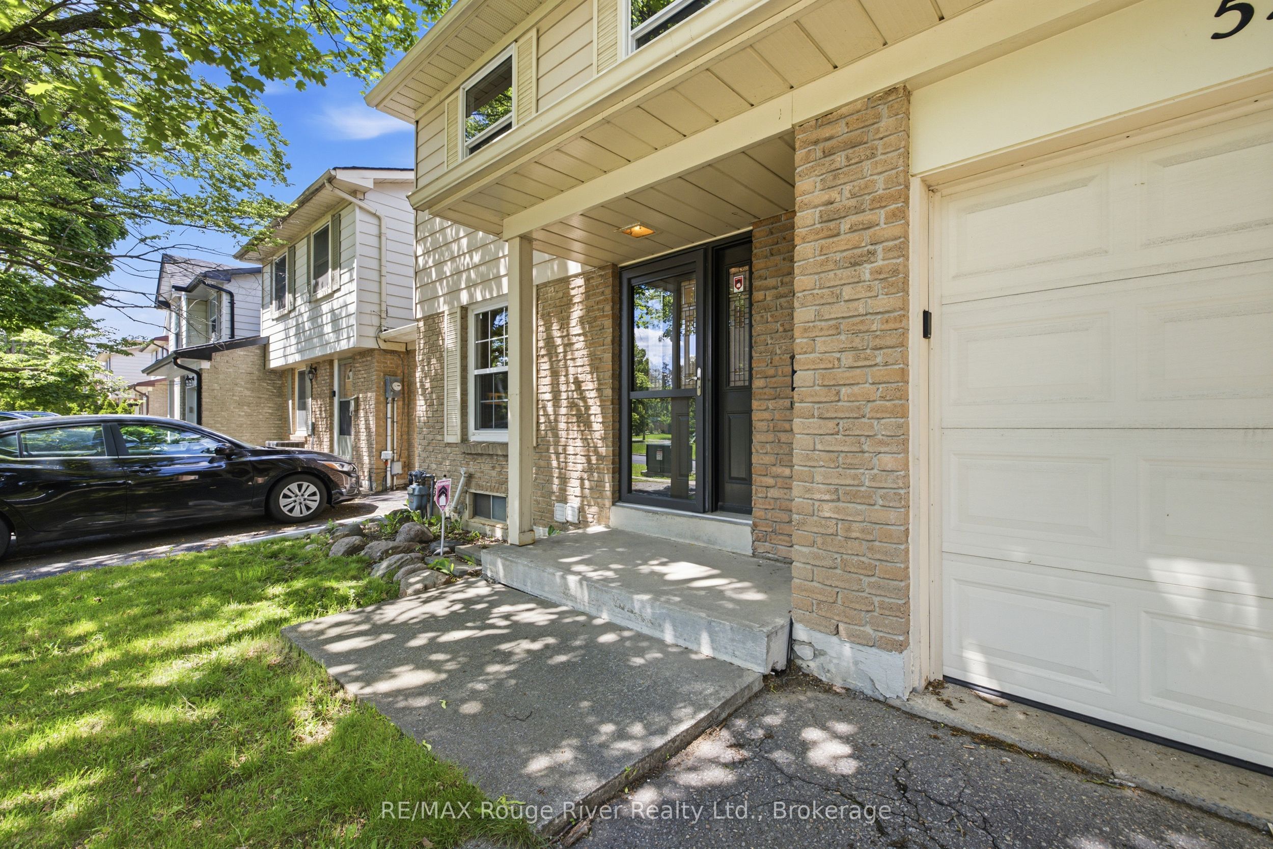 52 Rands Road, Ajax, ON L1S 3P3