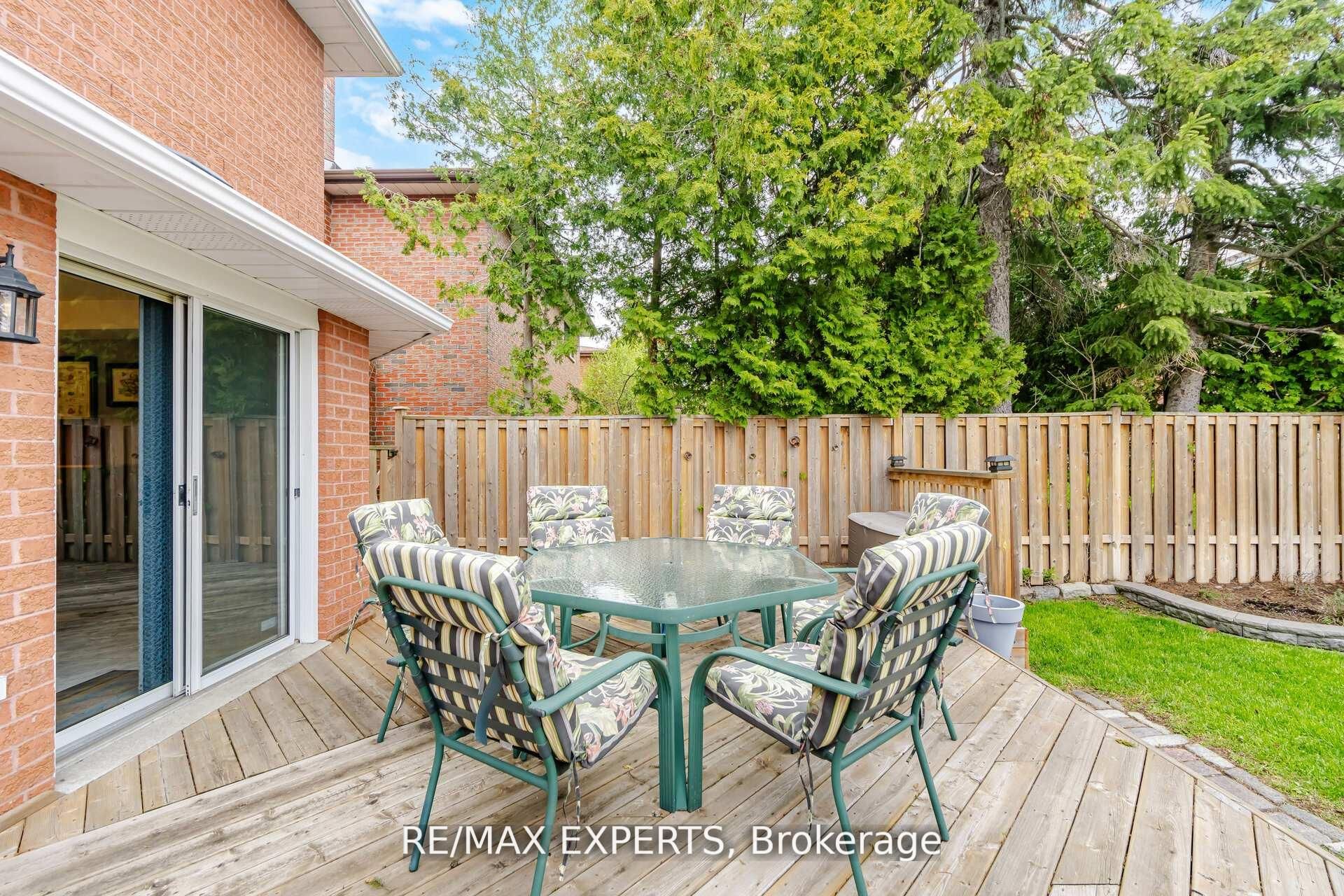 65 Brumwell Street, Toronto, ON M1C 2K7