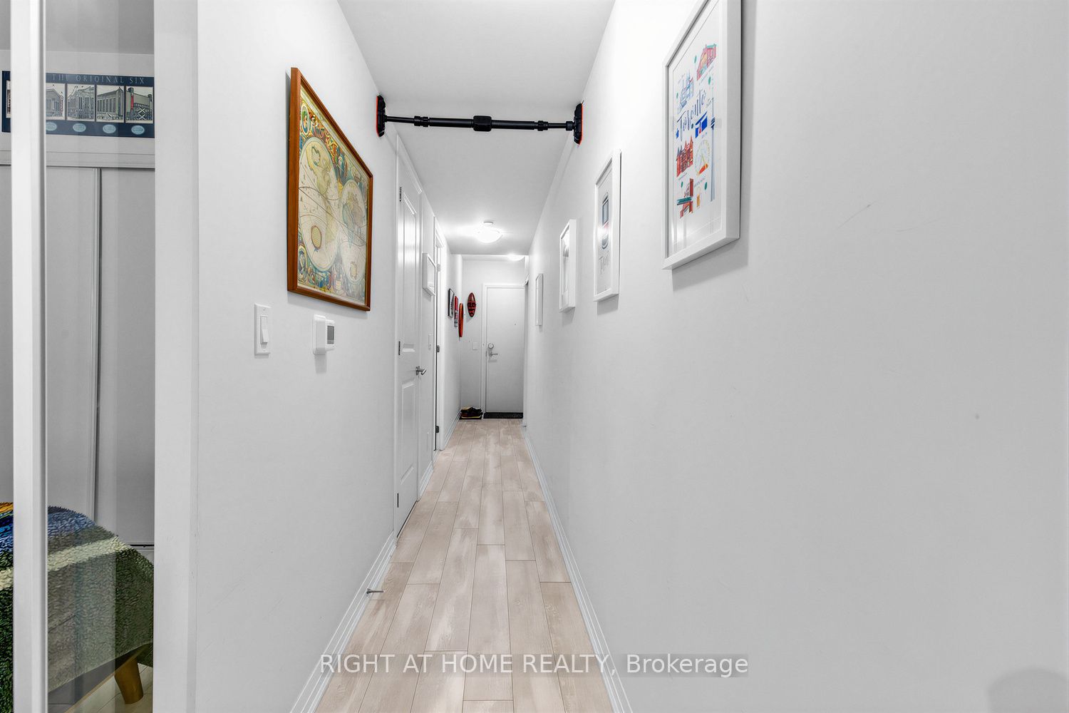 1630 Queen Street E 211, Toronto, ON M4L 0B3