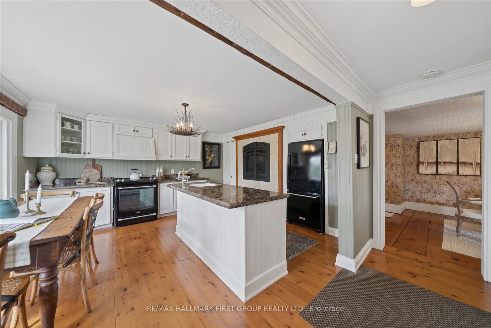 130 Myrtle Road E, Whitby, ON L0B 1A0