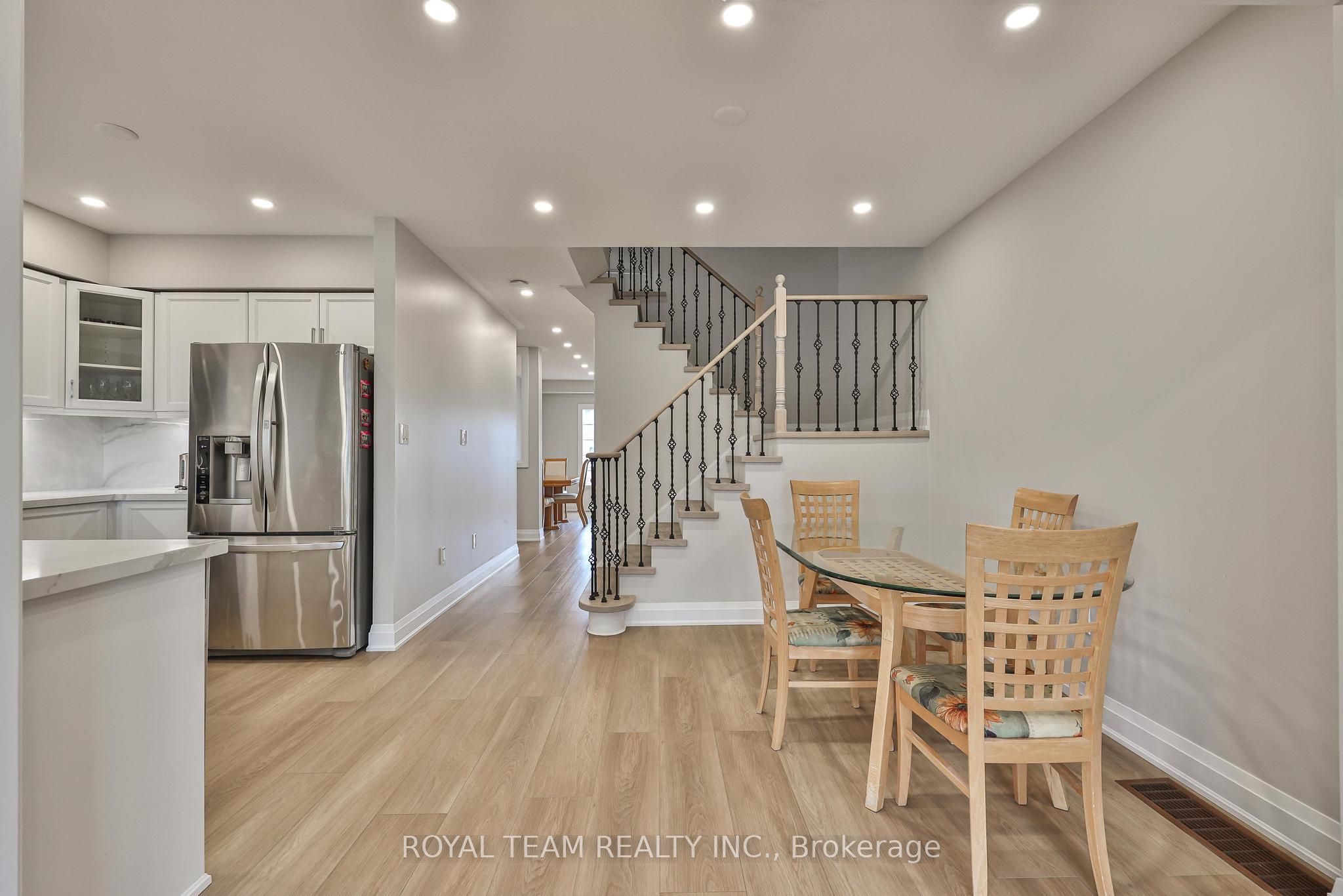 11 Jarrett Court, Vaughan, ON L6A 3W4