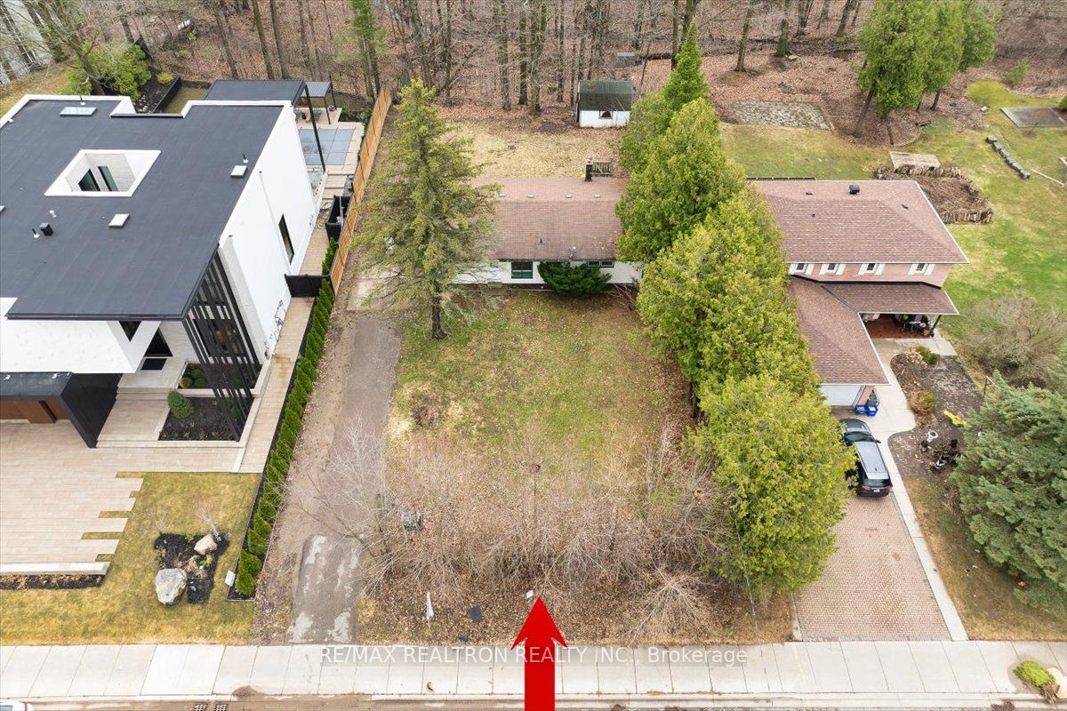 97 Park Crescent, Richmond Hill, ON L4E 3J5