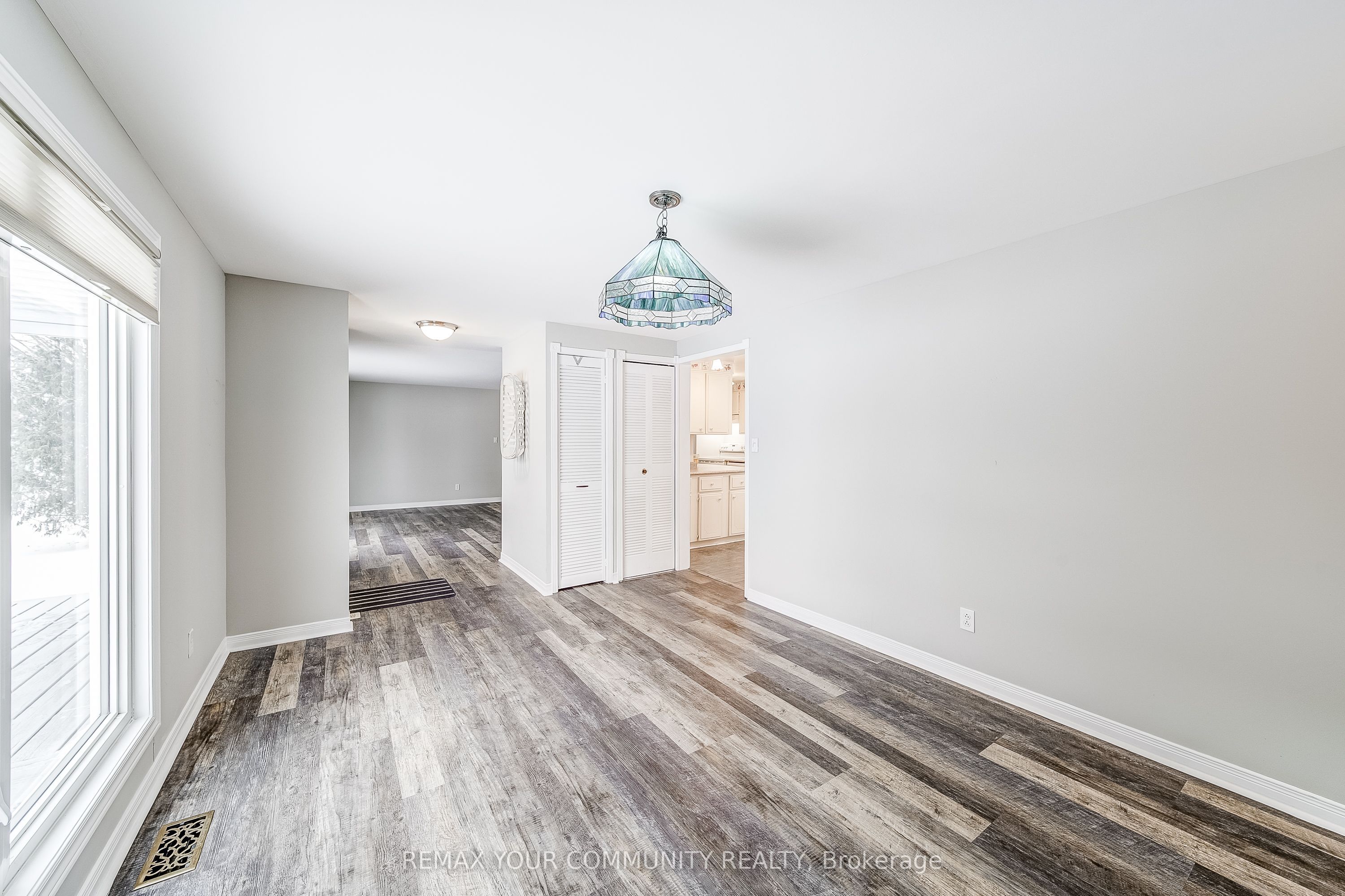 20 Geneva Court, Georgina, ON L0E 1R0