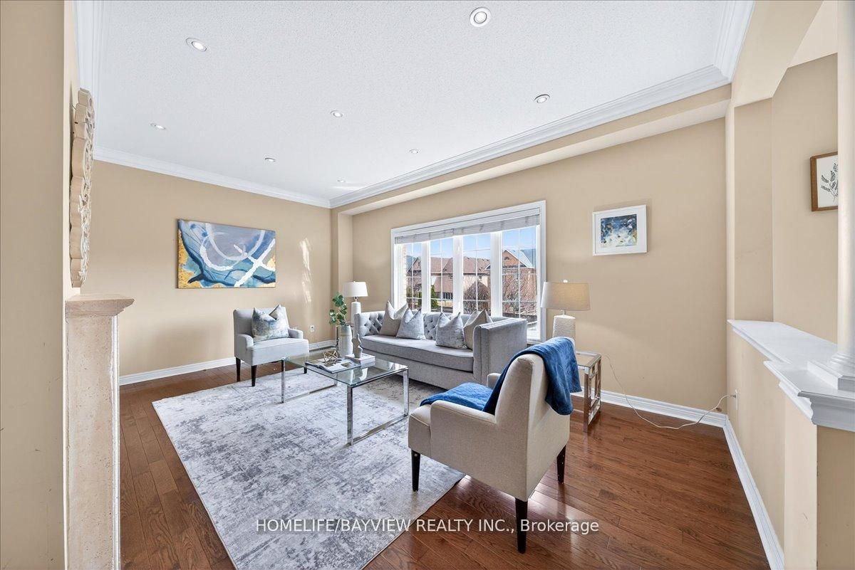 27 Donzi Lane, Vaughan, ON L6A 0J3