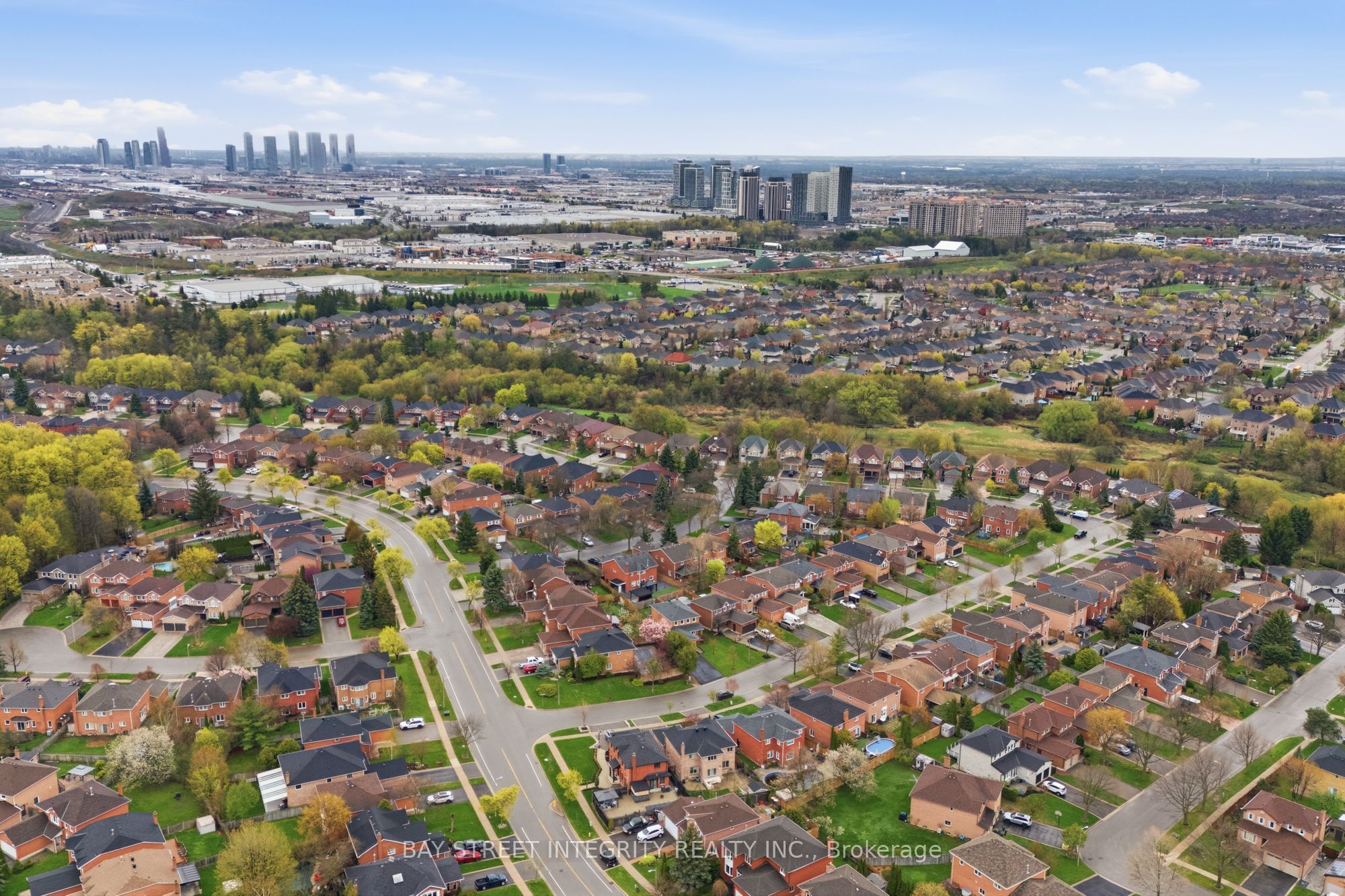 354 Waterside Crescent, Vaughan, ON L6A 1V4