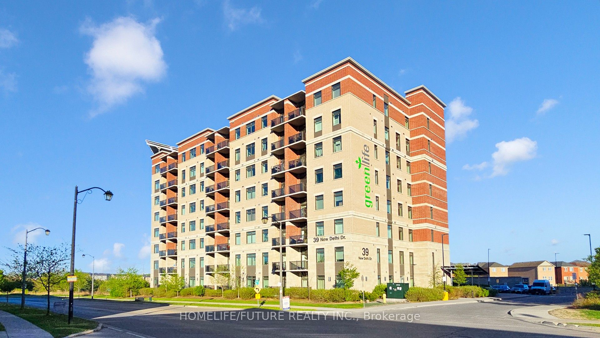 39 New Delhi Drive 703, Markham, ON L3S 0E1