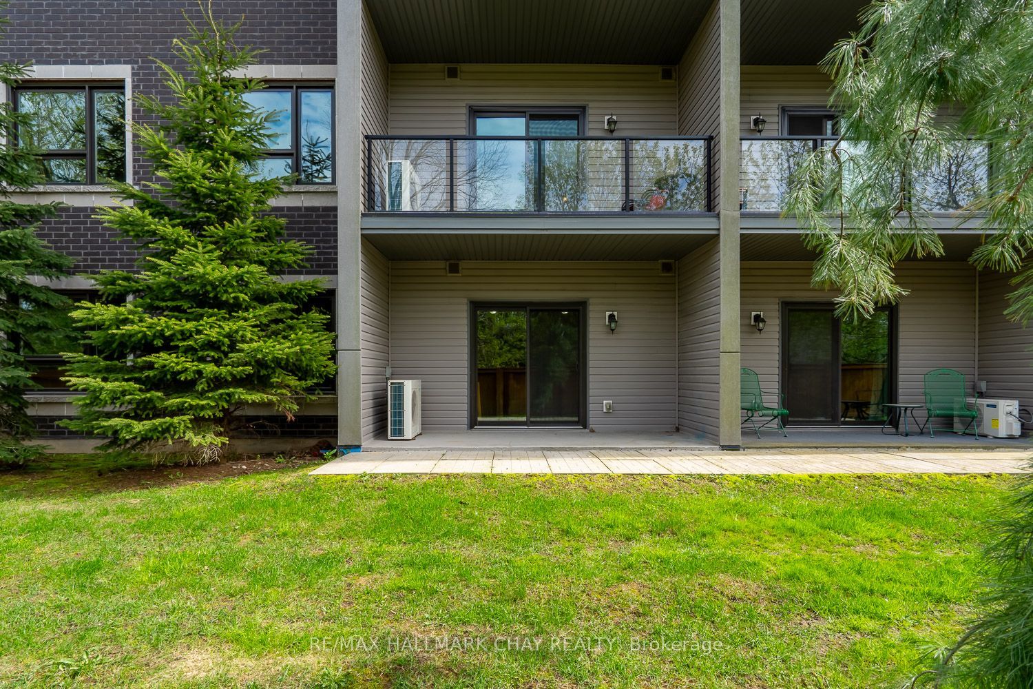 69 Boyne Street 103, New Tecumseth, ON L9R 0N5