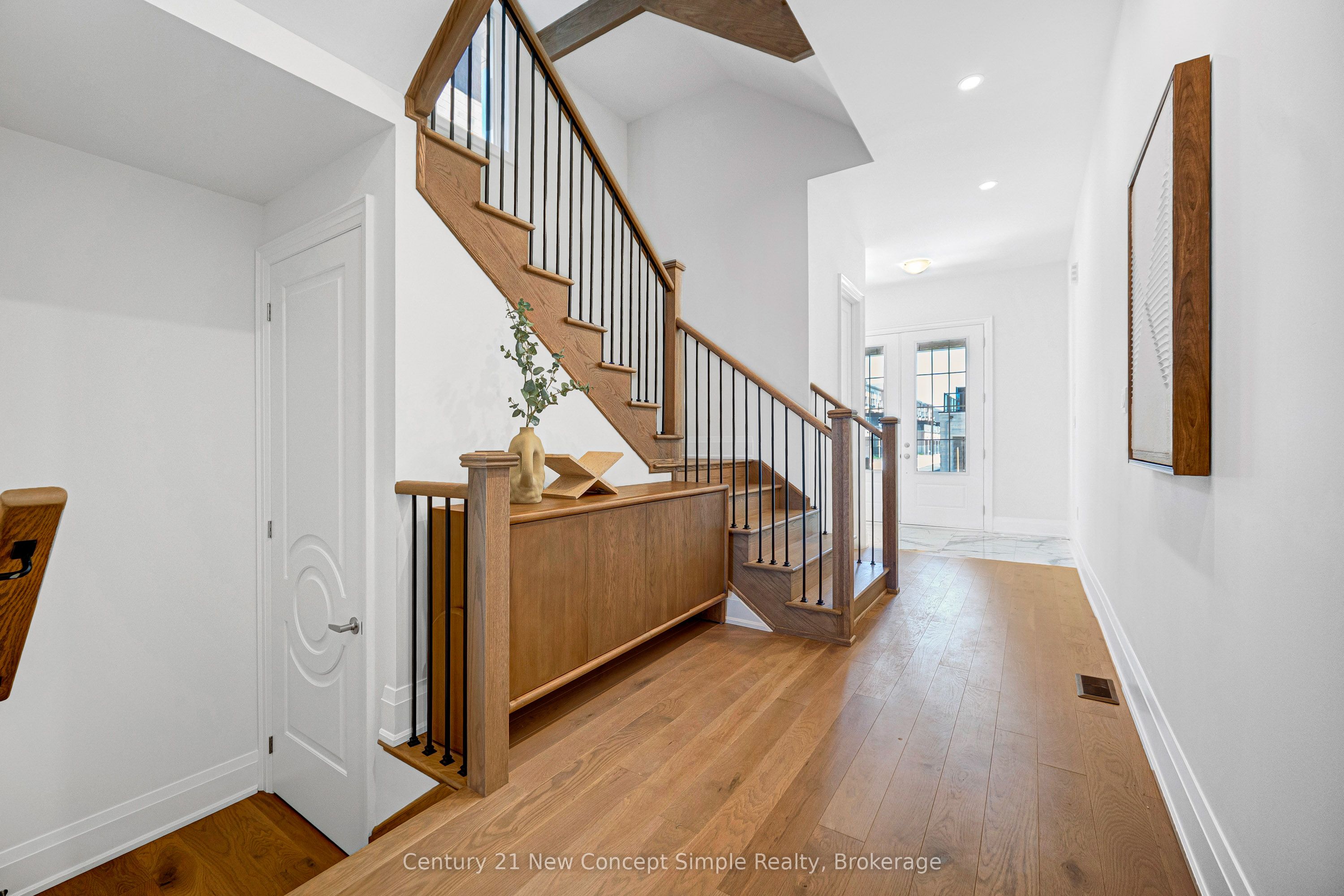 178 Leslie Richards Street, Markham, ON L6C 1L2