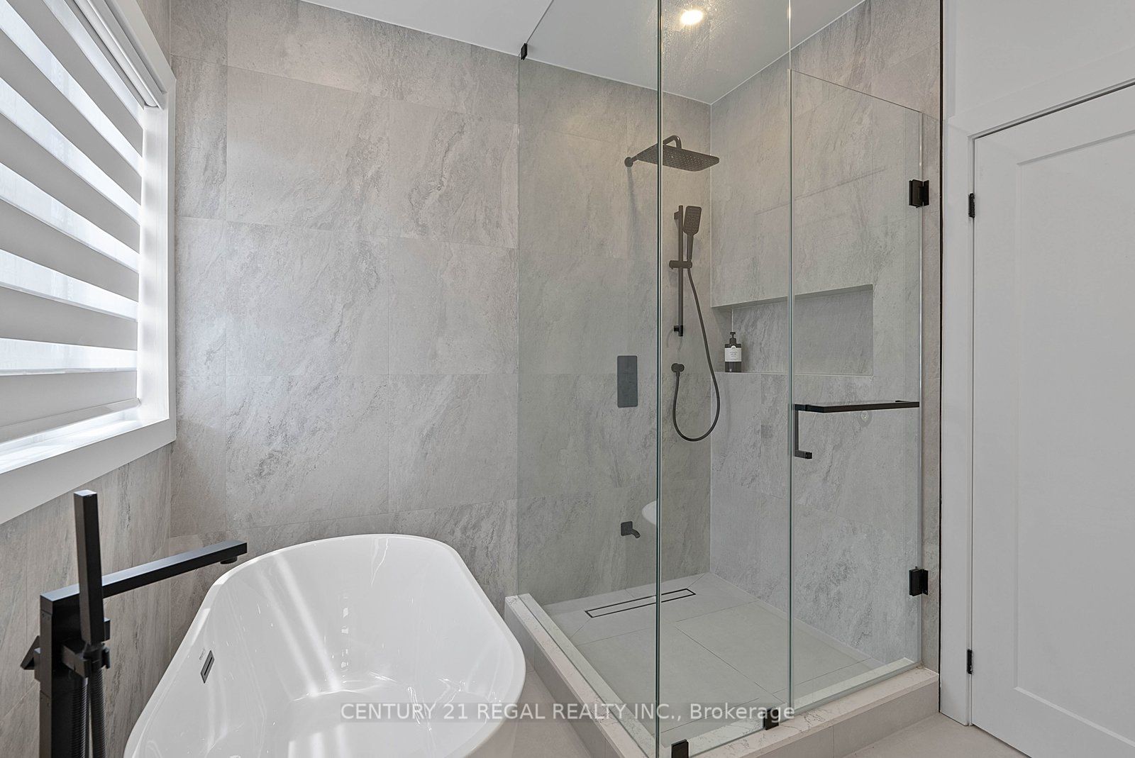 10717 Woodbine Avenue, Markham, ON L6C 0H5