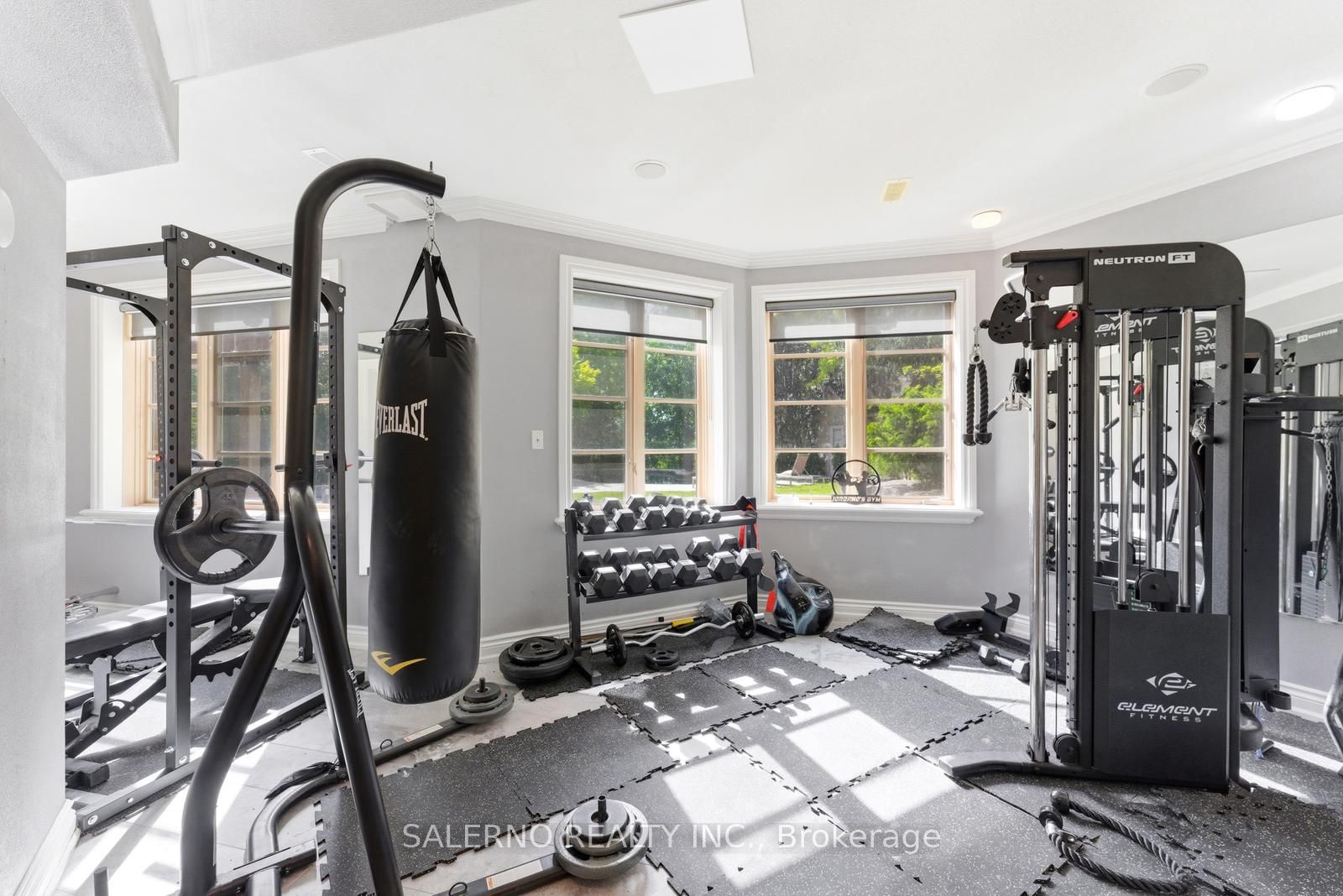 32 Daleview Court, Vaughan, ON L0J 1C0