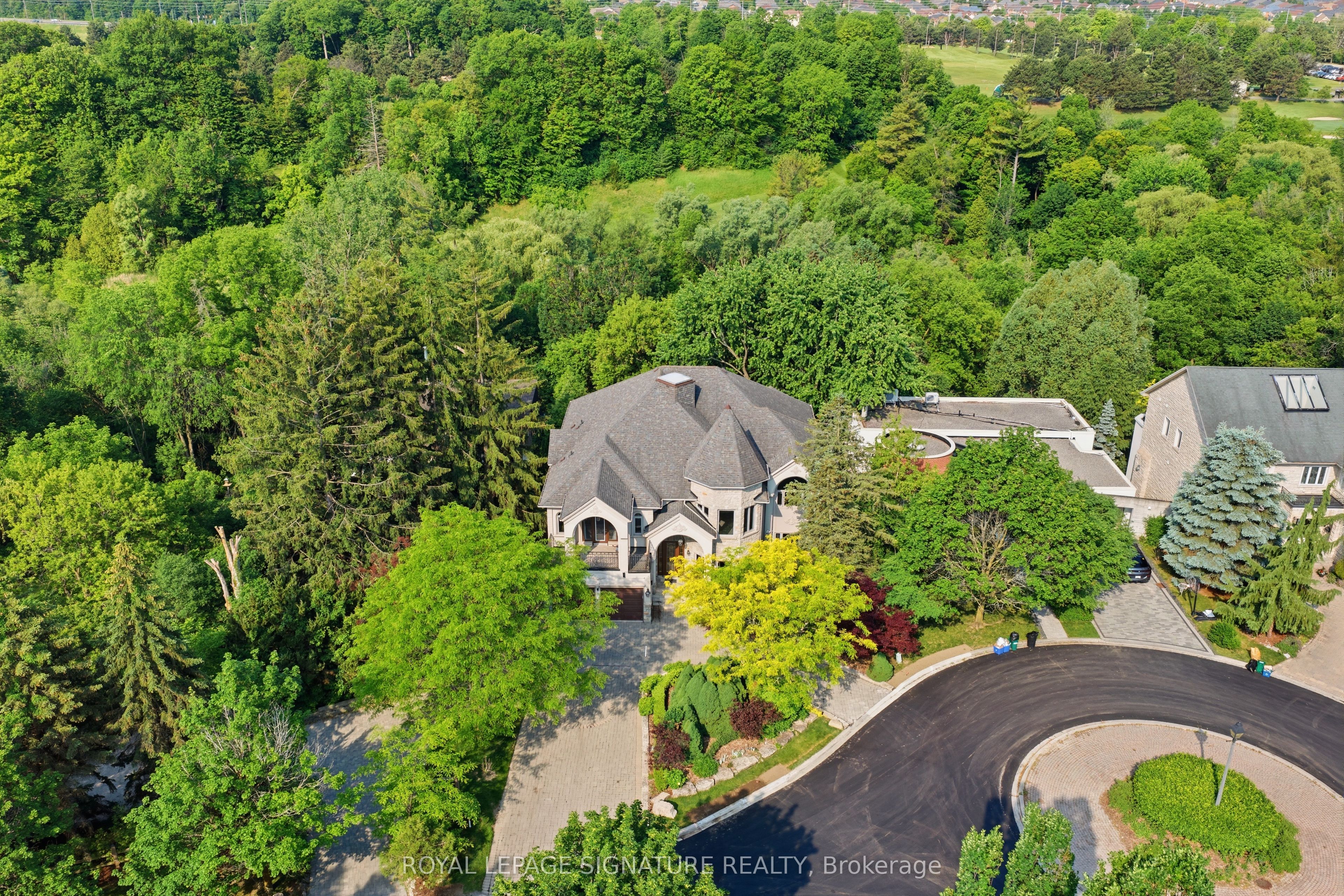 217 Garden Avenue, Richmond Hill, ON L4C 6L8