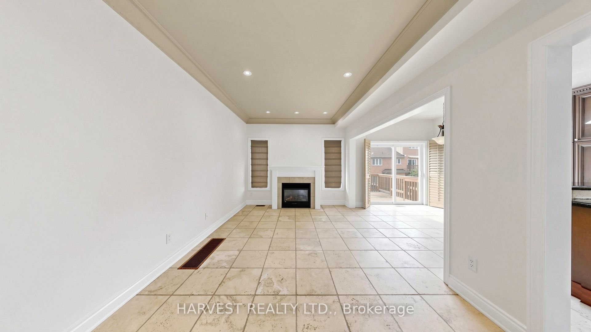 17 Honeywood Road, Vaughan, ON L4J 9C2