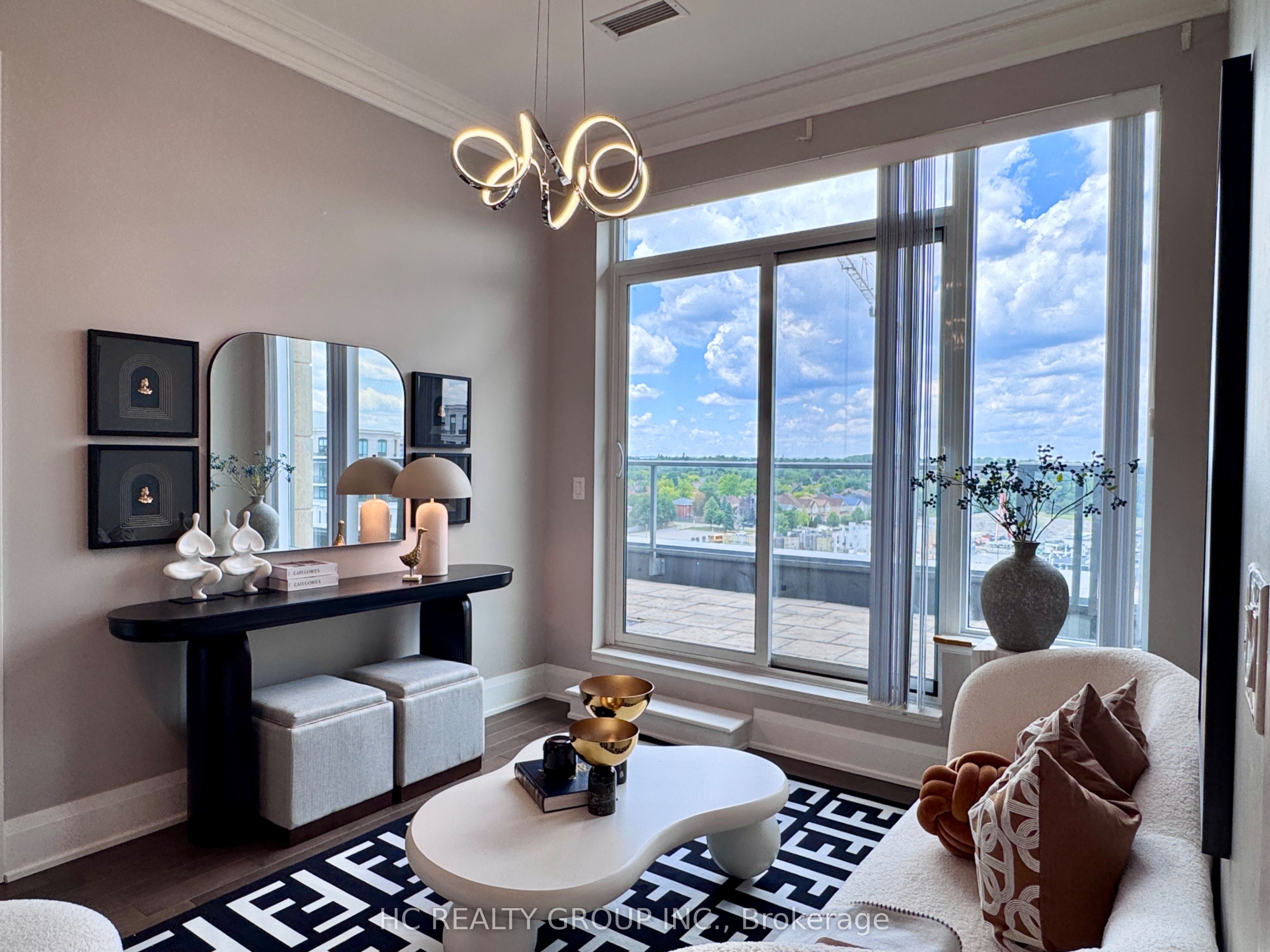 28 uptown Drive PH12, Markham, ON L3R 5M8
