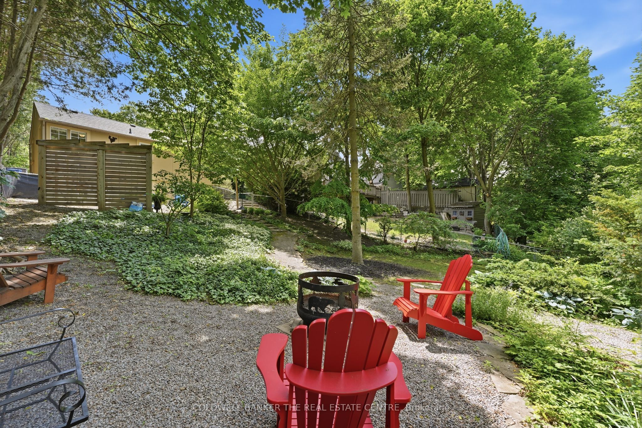 519 College Street, Newmarket, ON L3Y 1C7