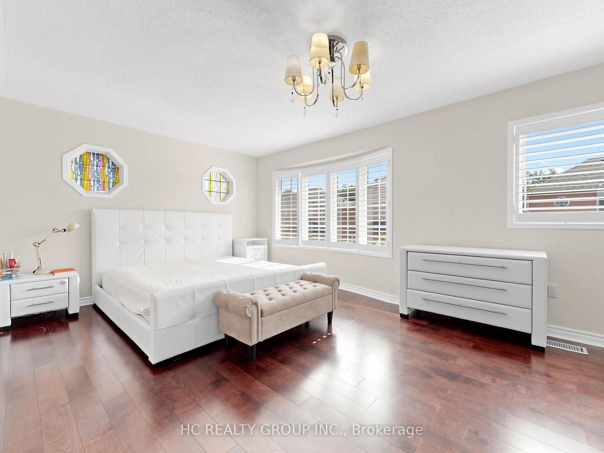 232 Stonebridge Drive, Markham, ON L6C 2C8