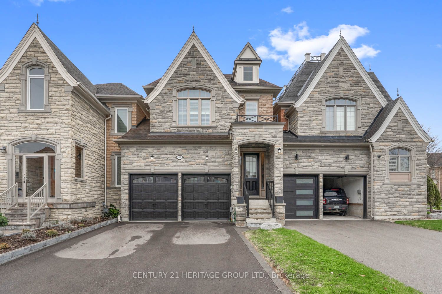 67 Alex Campbell Crescent, King, ON L7B 1K9