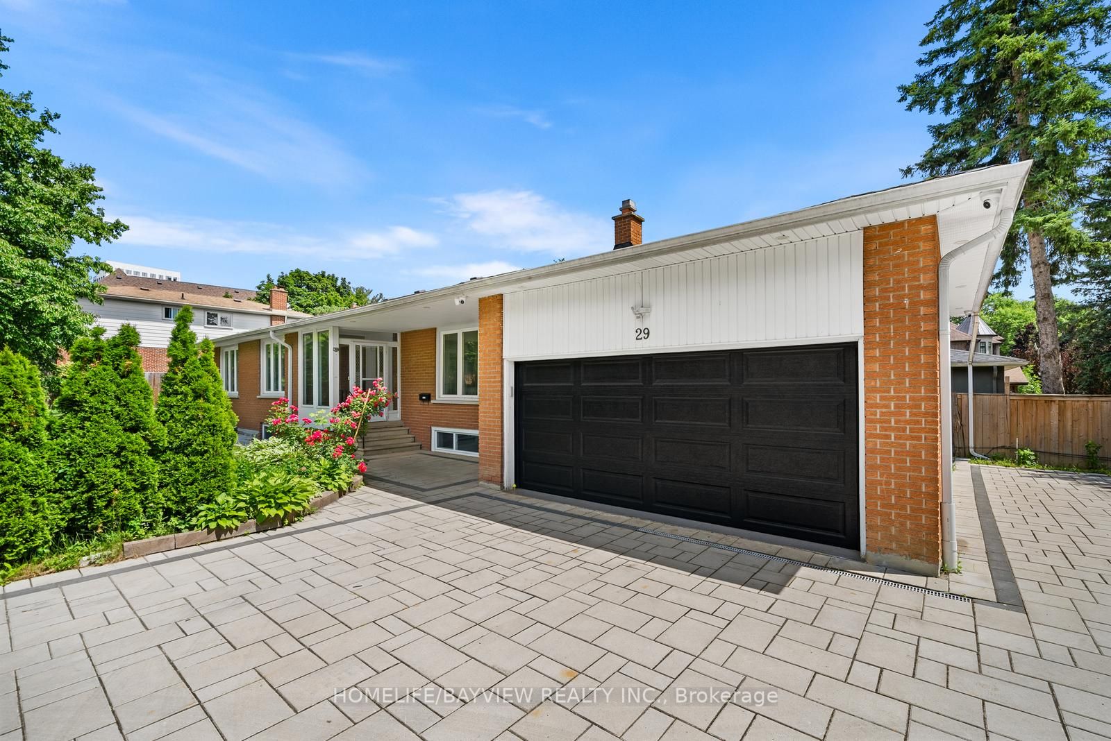 29 Westwood Lane, Richmond Hill, ON L4C 6X4
