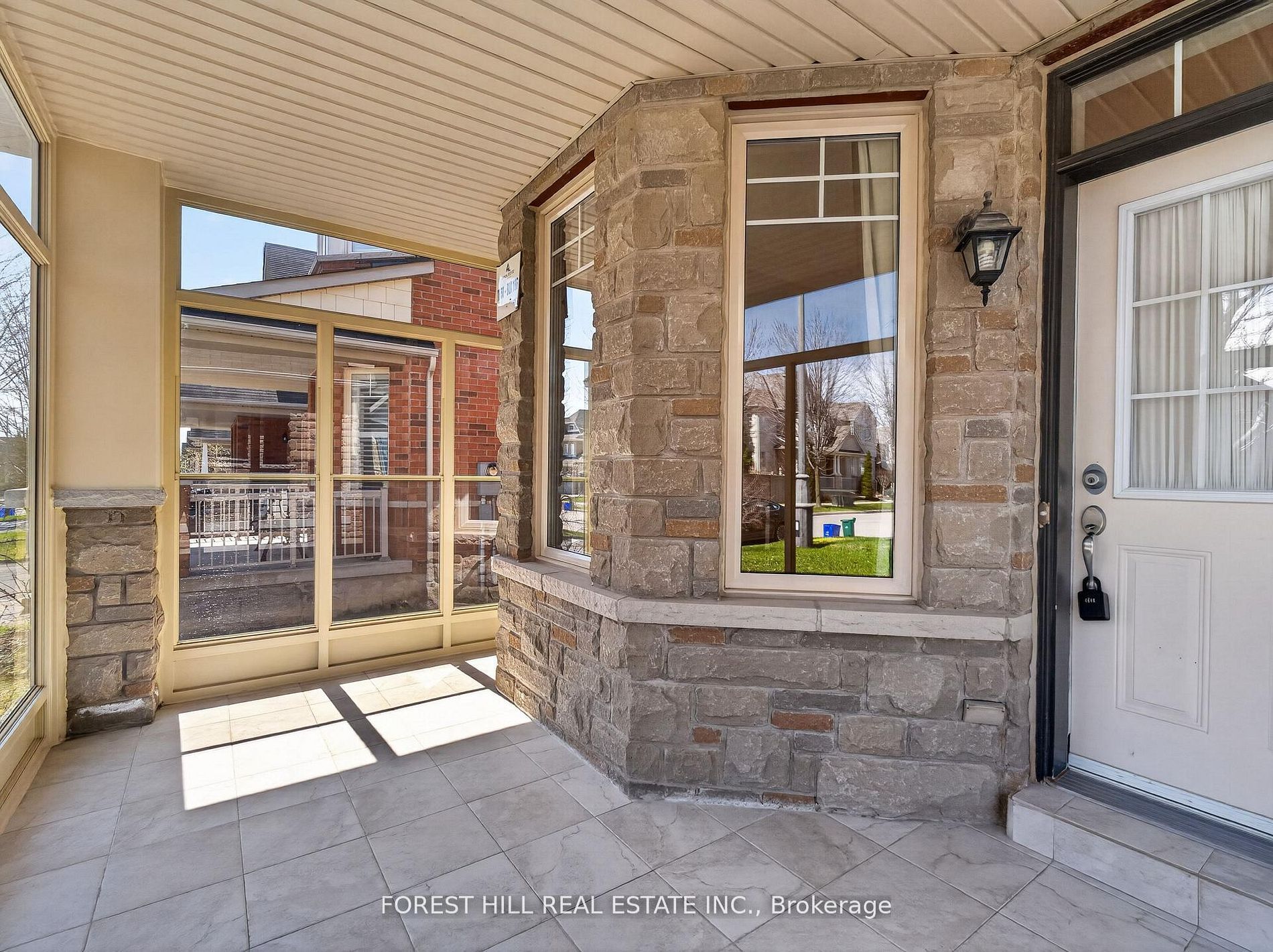12 Stookes Crescent, Richmond Hill, ON L4E 0J3