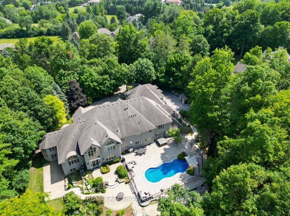65 Offord Crescent, Aurora, ON L4G 3G8