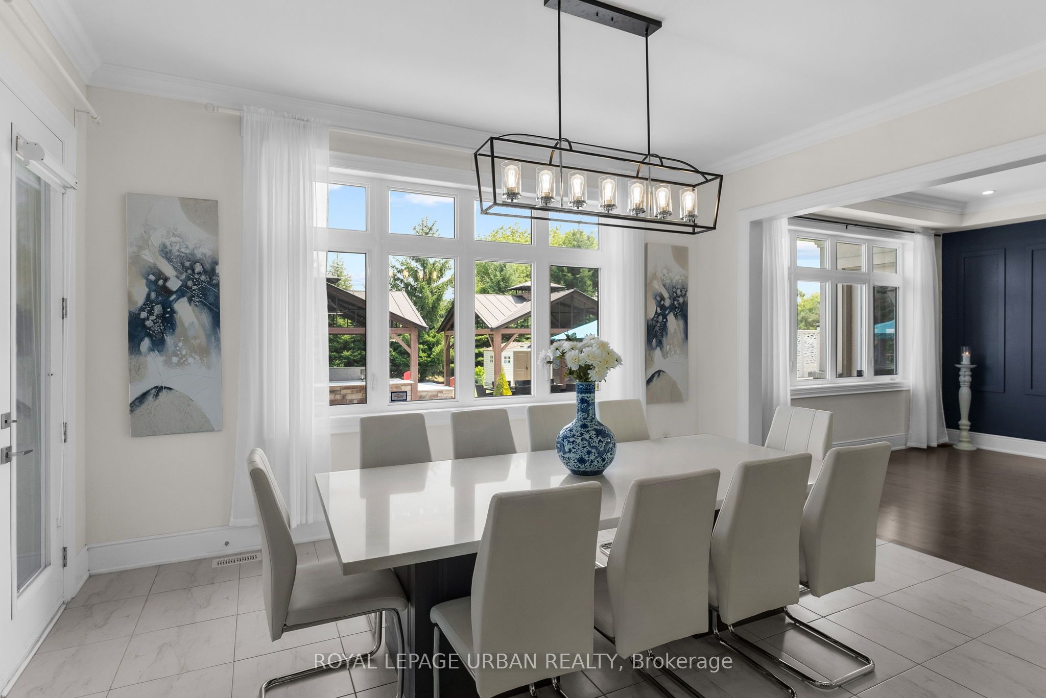 15 Country Club Crescent, Uxbridge, ON L9P 0B8