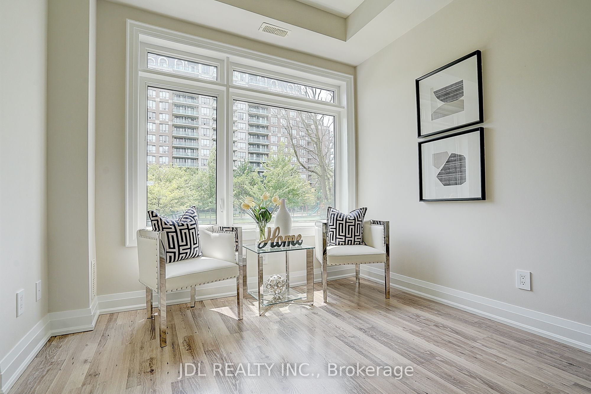 370 D Red Maple Road 119, Richmond Hill, ON L4C 5T4