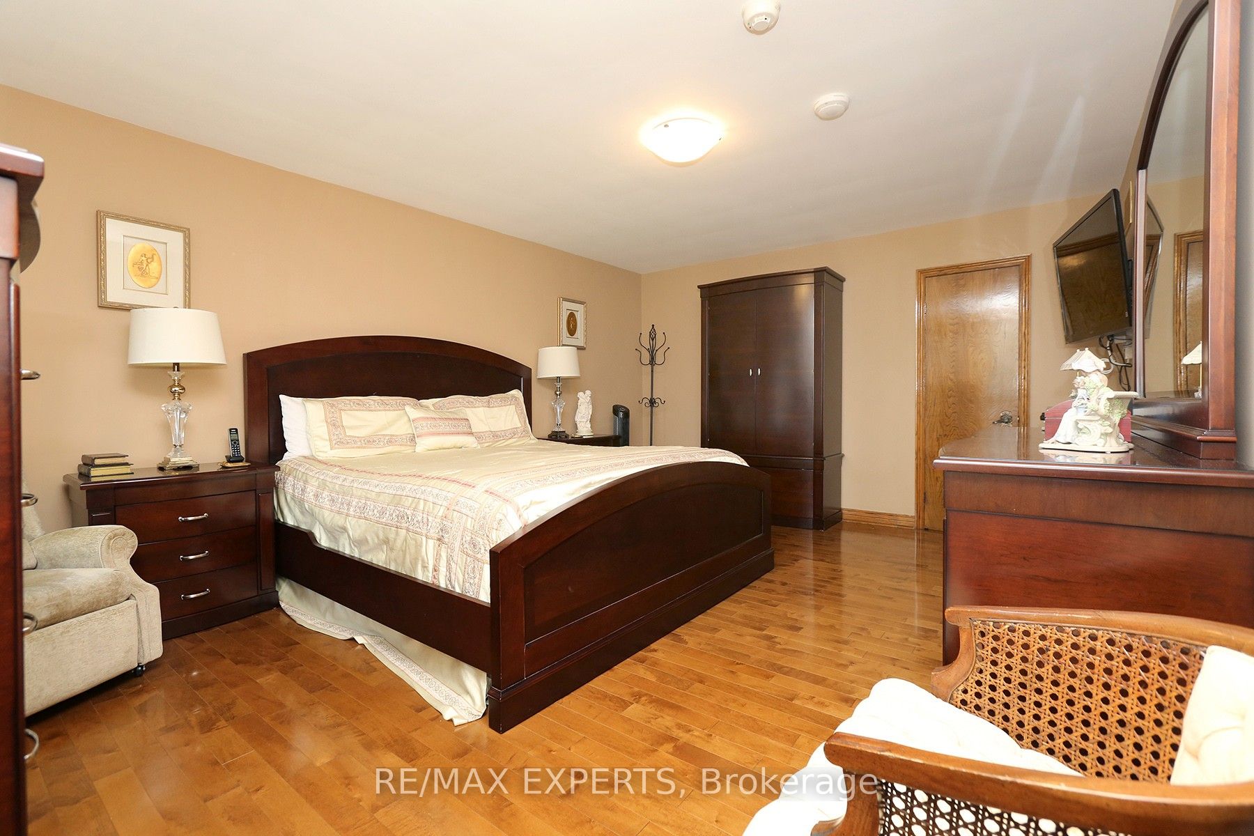 57 Francis Street, Vaughan, ON L4L 1P7