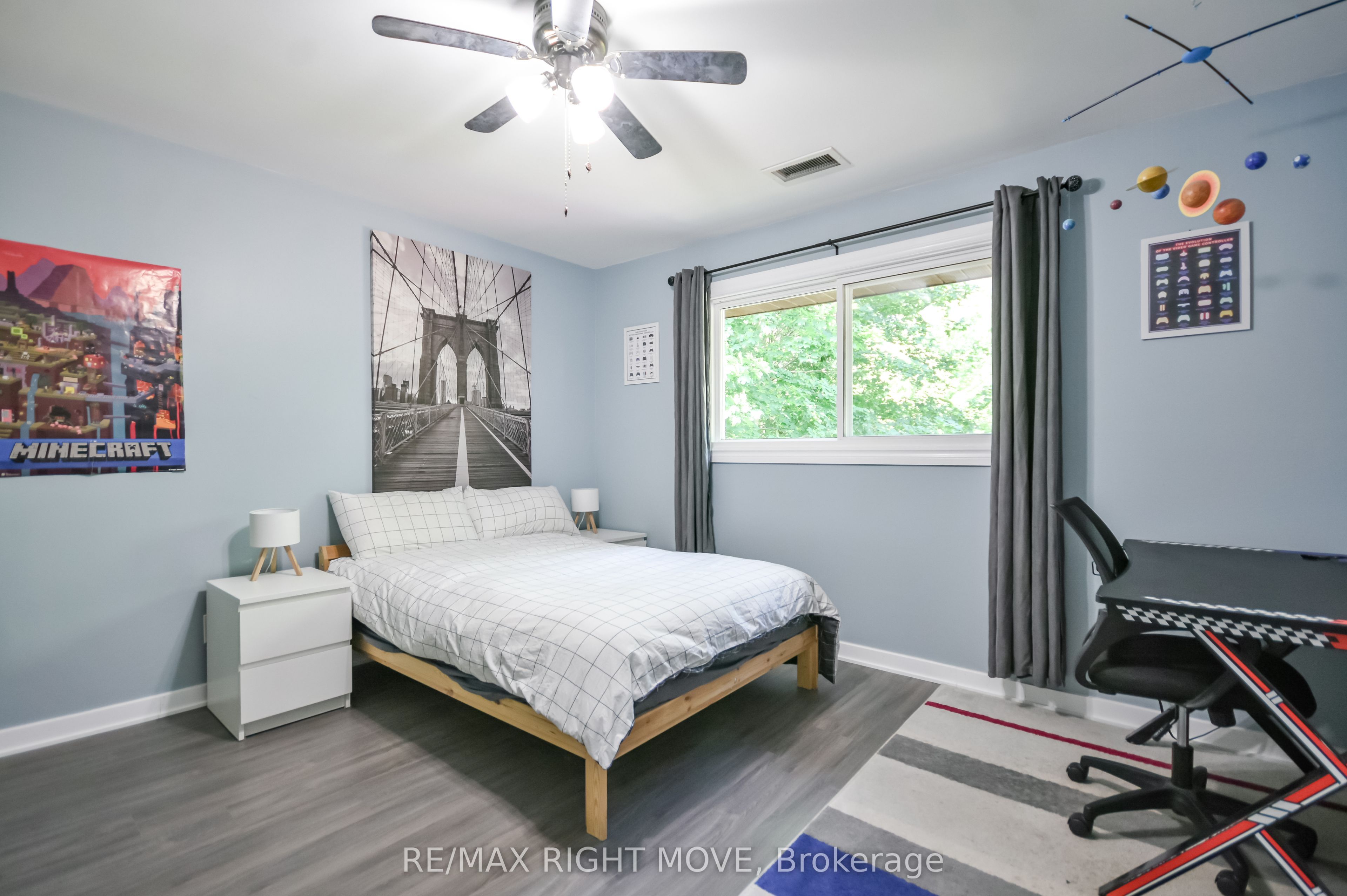 18 Bushey Avenue, Essa, ON L3W 0L2