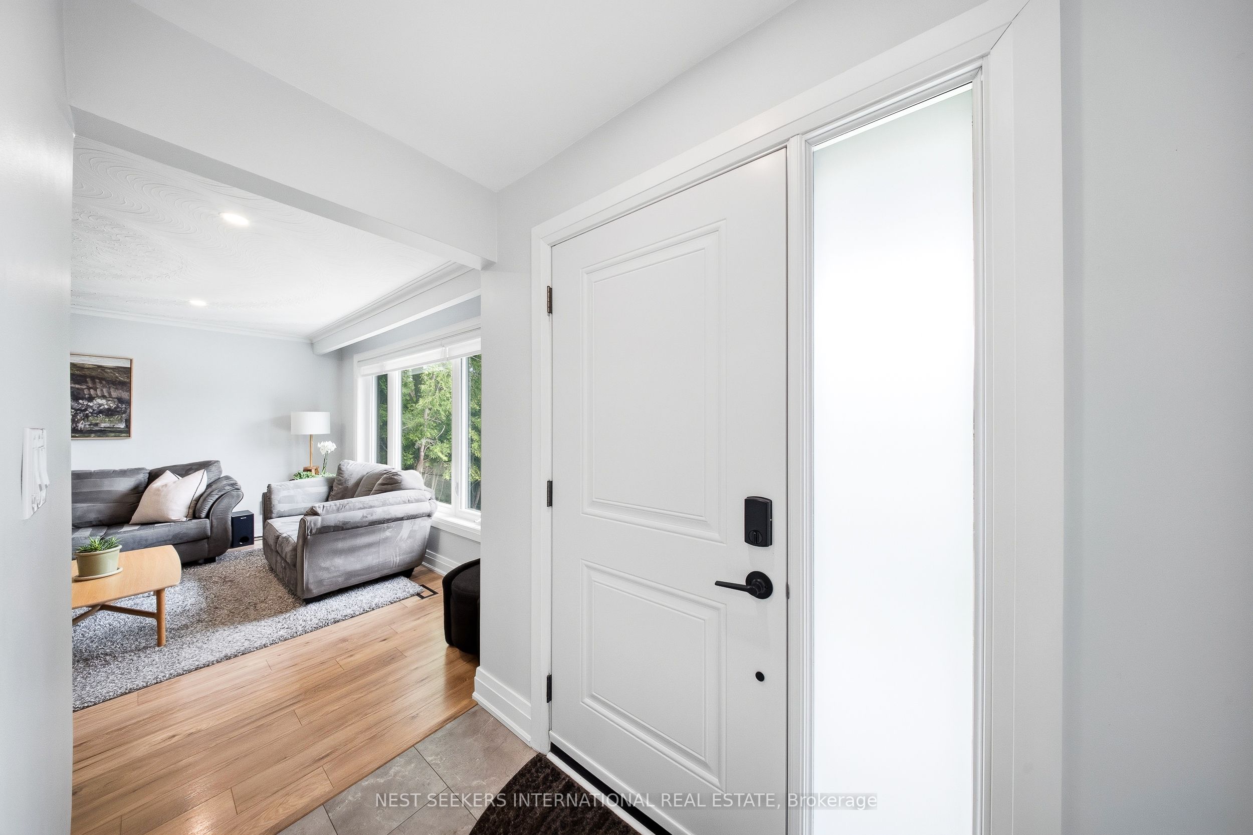 67 Foreht Crescent, Aurora, ON L4G 3E9