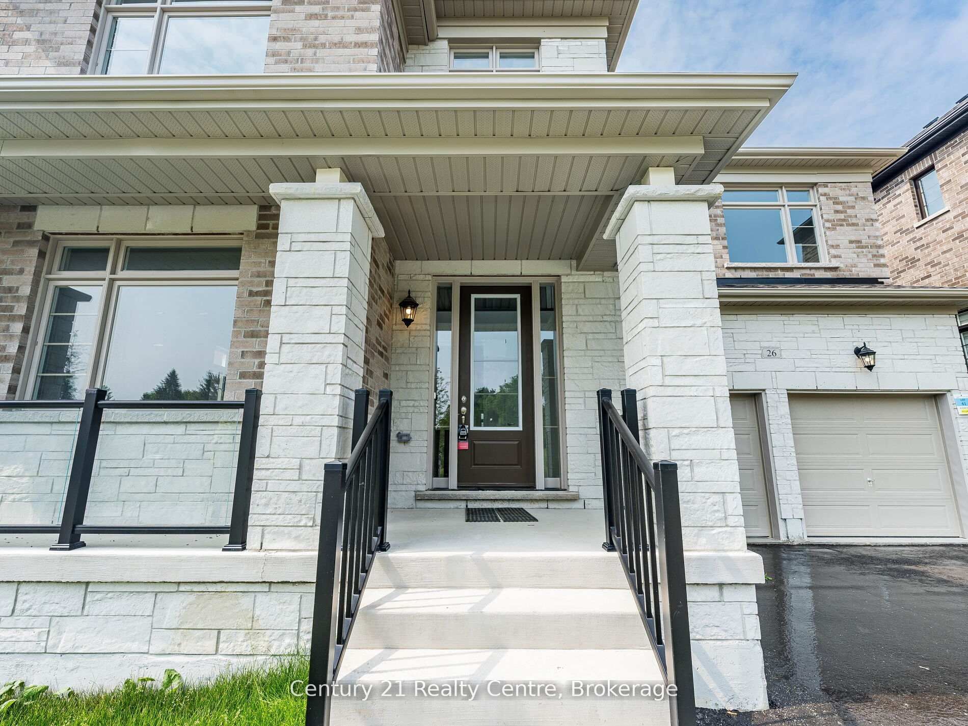 26 Hearn Street, Bradford West Gwillimbury, ON L0G 1B0