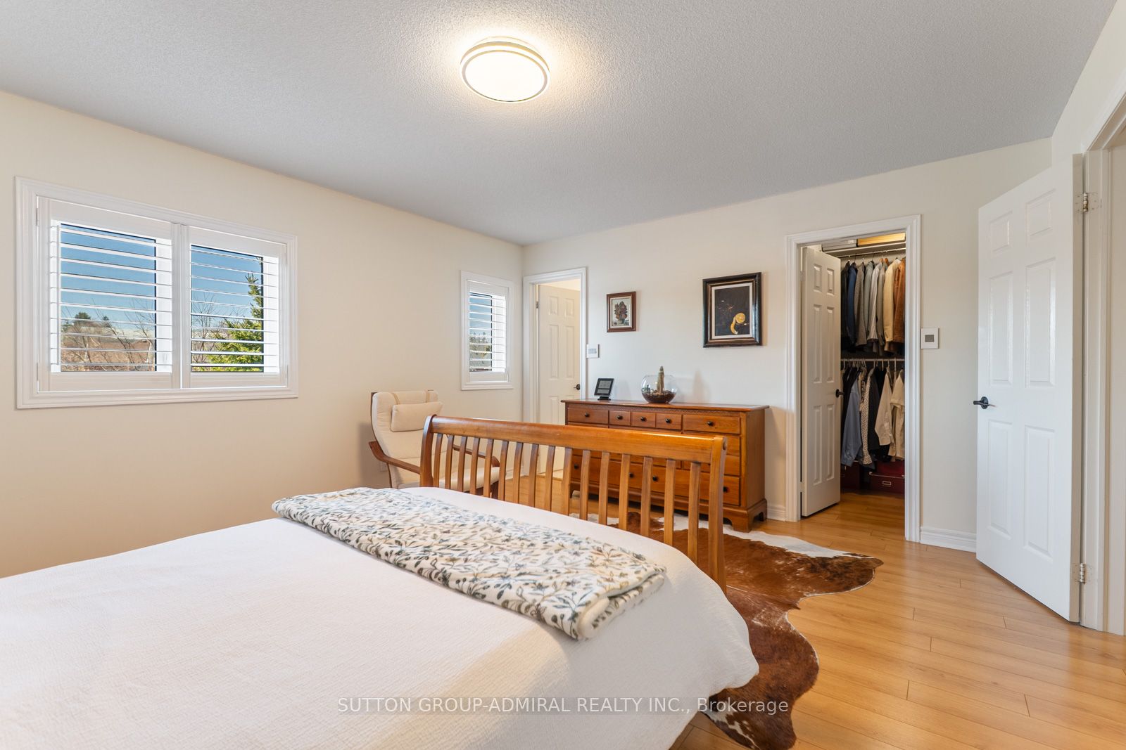 626 College Manor Drive, Newmarket, ON L3Y 8M7