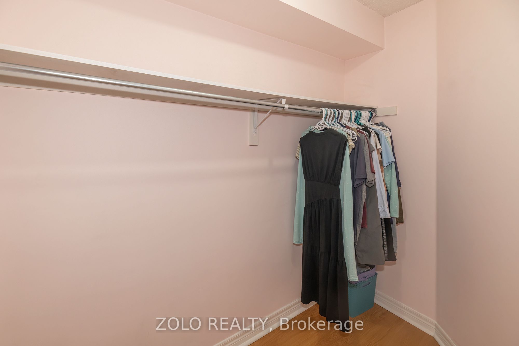 23 Observatory Lane 26, Richmond Hill, ON L4C 0M7