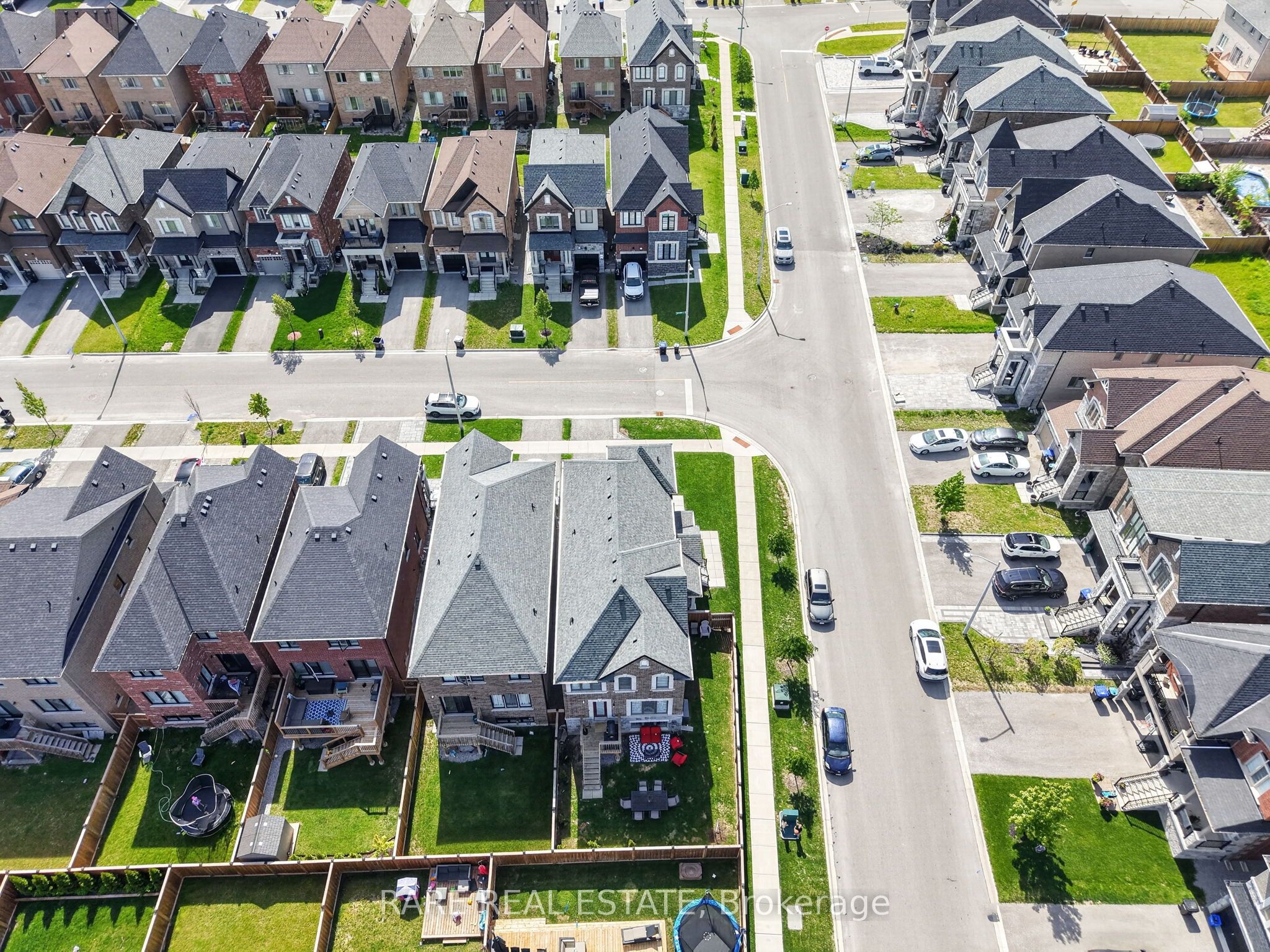 2141 Wilson Street, Innisfil, ON L9S 0N8