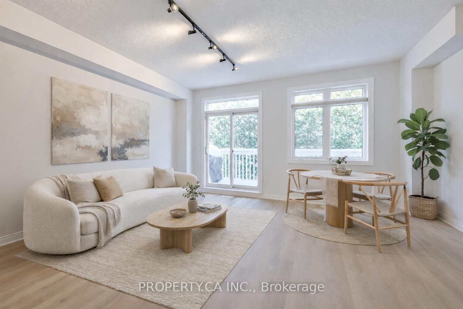 1051 On Bogart Circle 46, Newmarket, ON L3Y 8T4