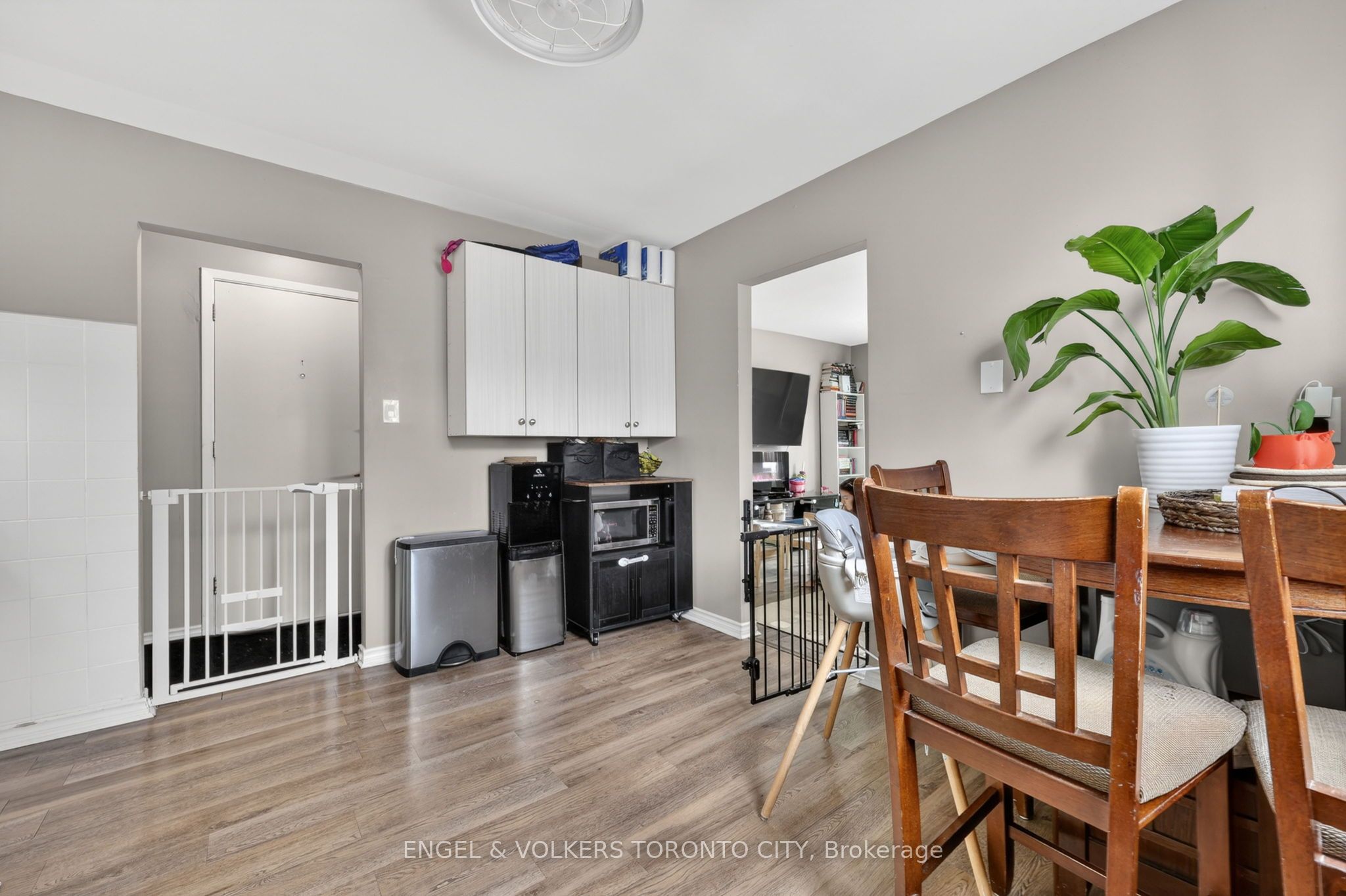 151 Cumberland Street, Barrie, ON L4N 2P9