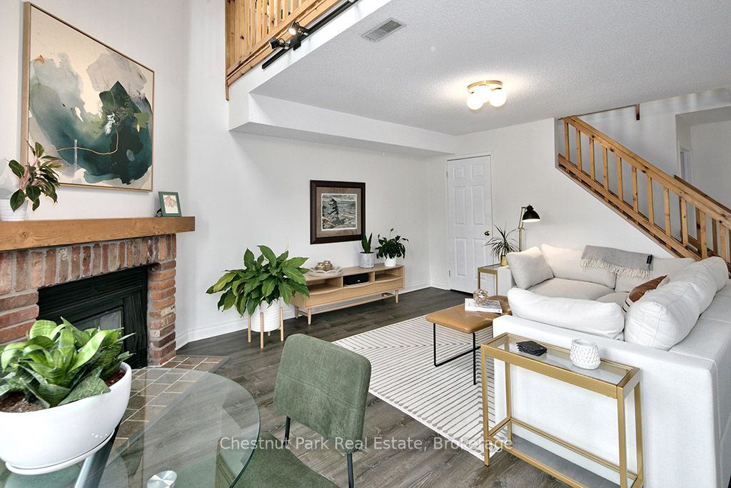 55 Trott Boulevard 114, Collingwood, ON L9Y 5B8