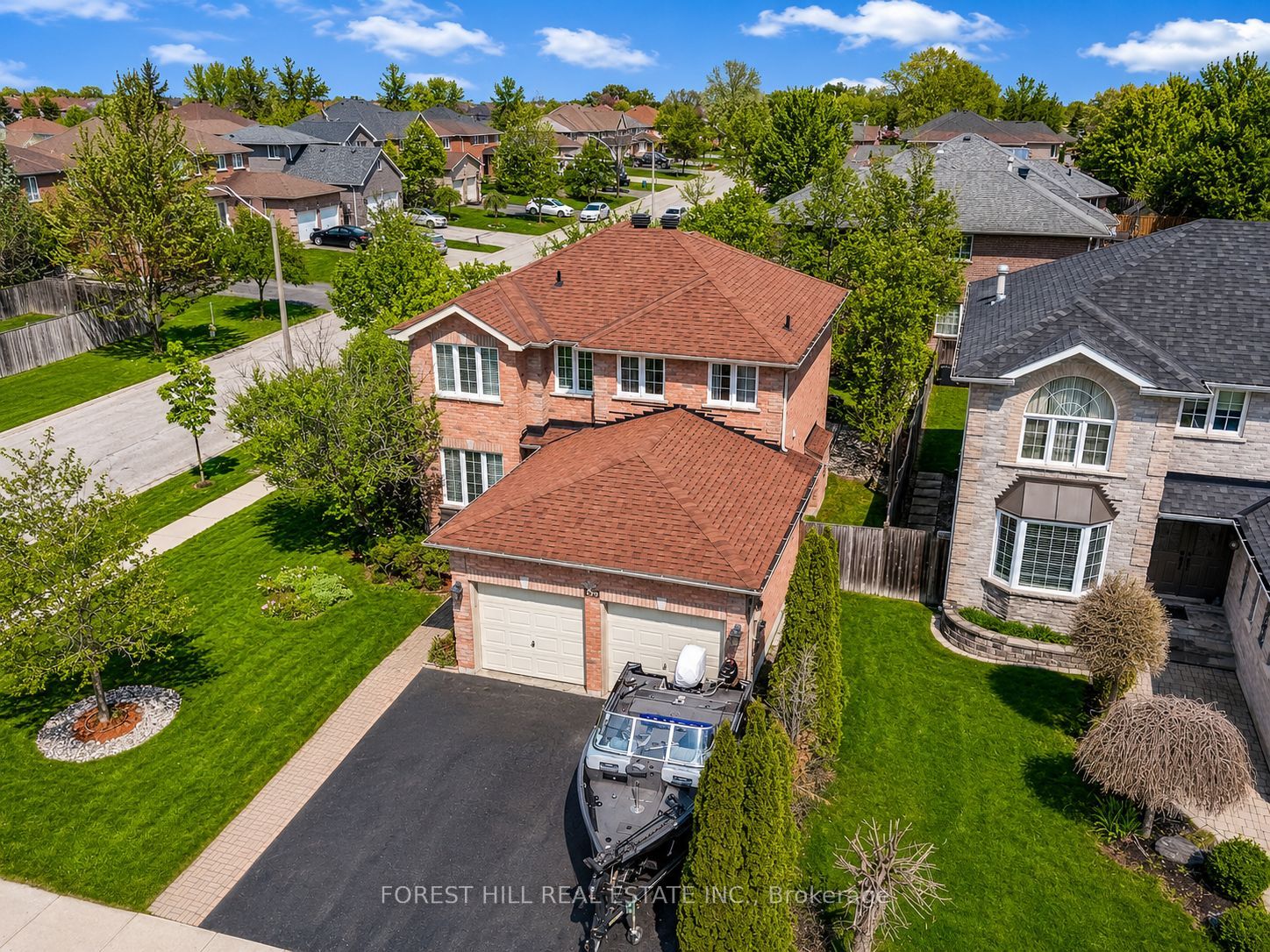 196 Sproule Drive, Barrie, ON L4N 0N4