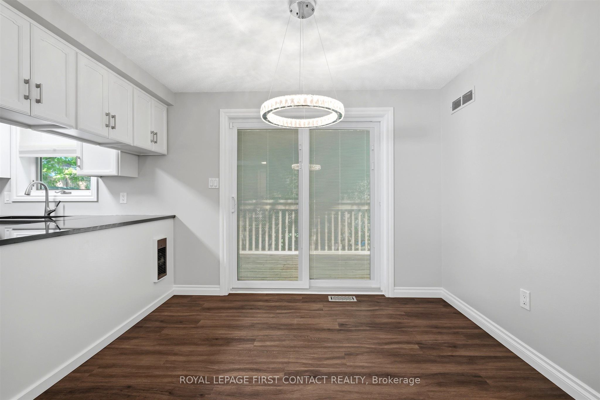 312 Barnett Avenue, Midland, ON L4R 4Z8