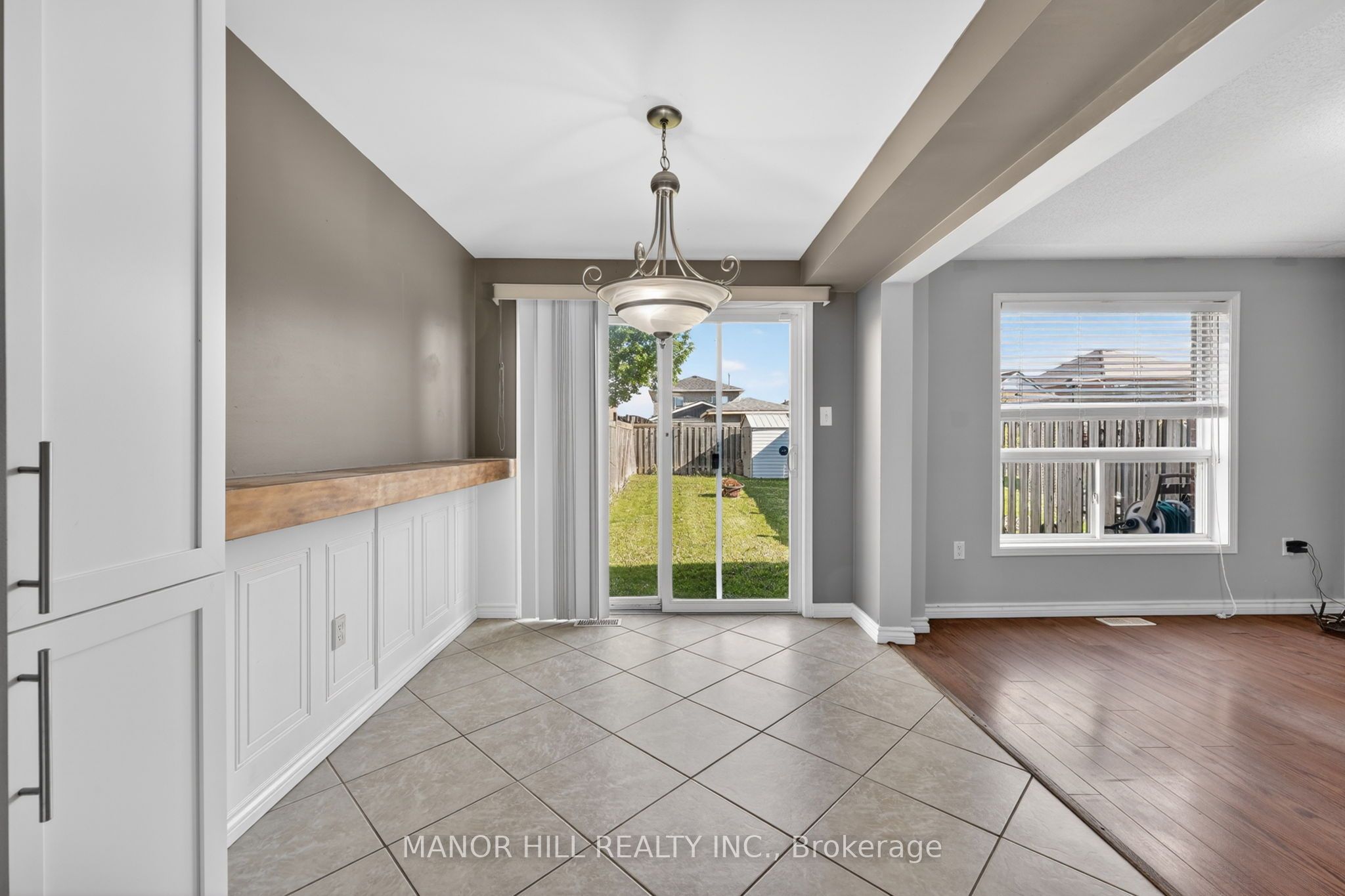 62 Monarchy Street N, Barrie, ON L4M 7K1