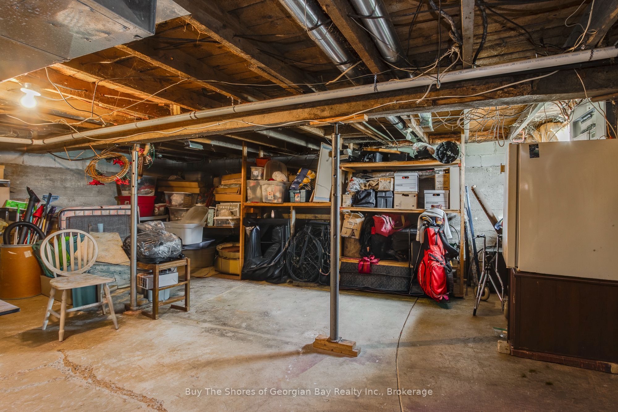 17 Balm Beach Road E, Tiny, ON L0L 2J0