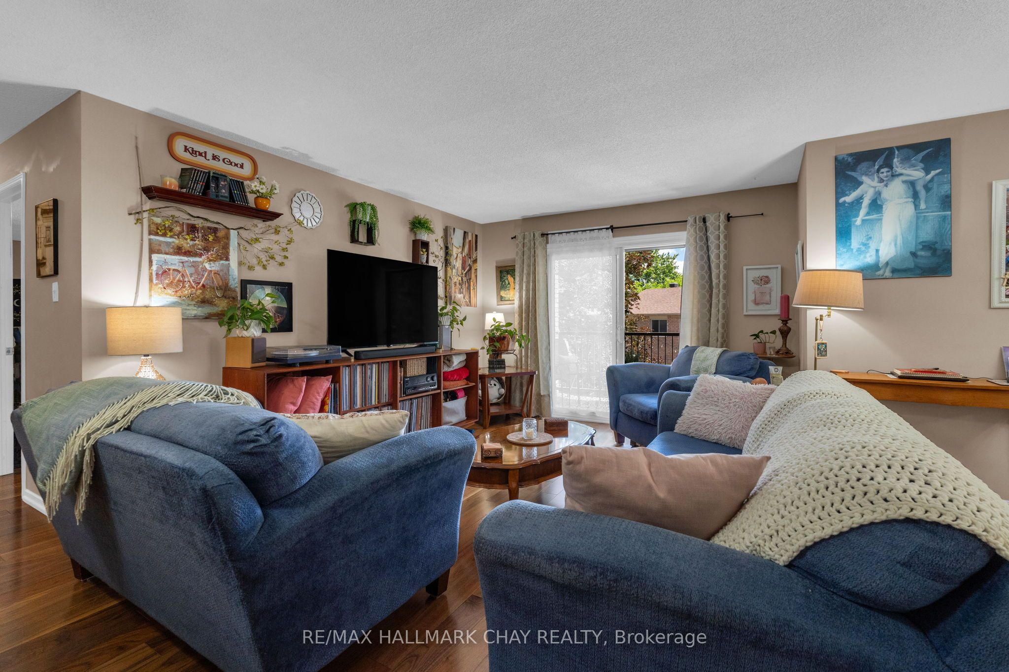 1 Quail Crescent 103, Barrie, ON L4N 6W9