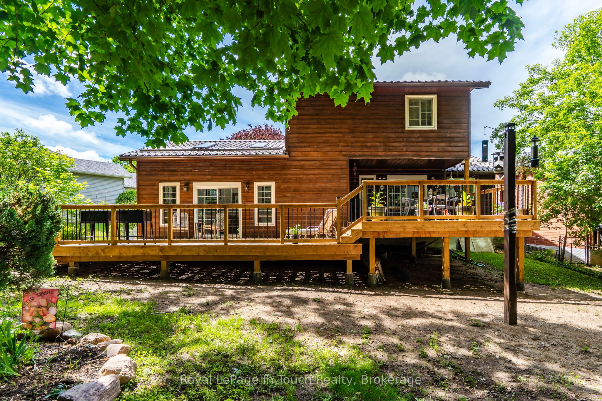 13 Hallen Drive, Penetanguishene, ON L9M 1G2