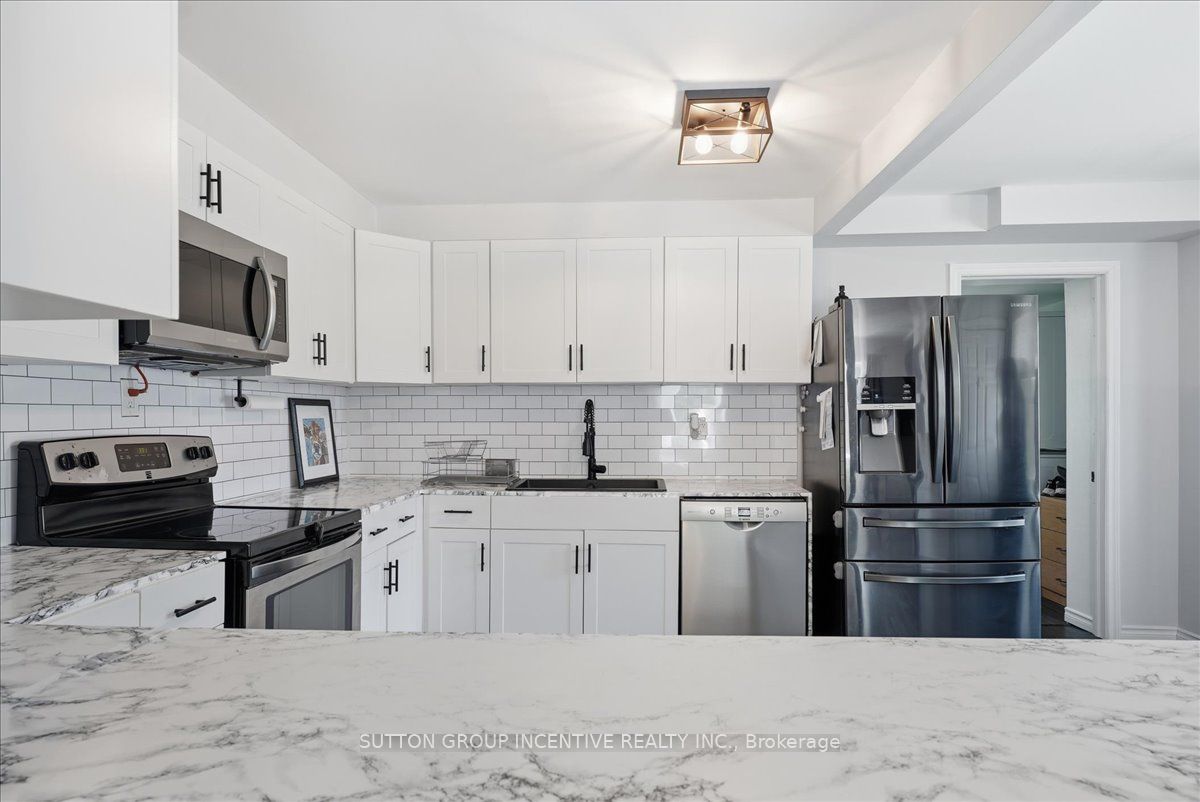 107 Park Street, Tay, ON L0K 2A0