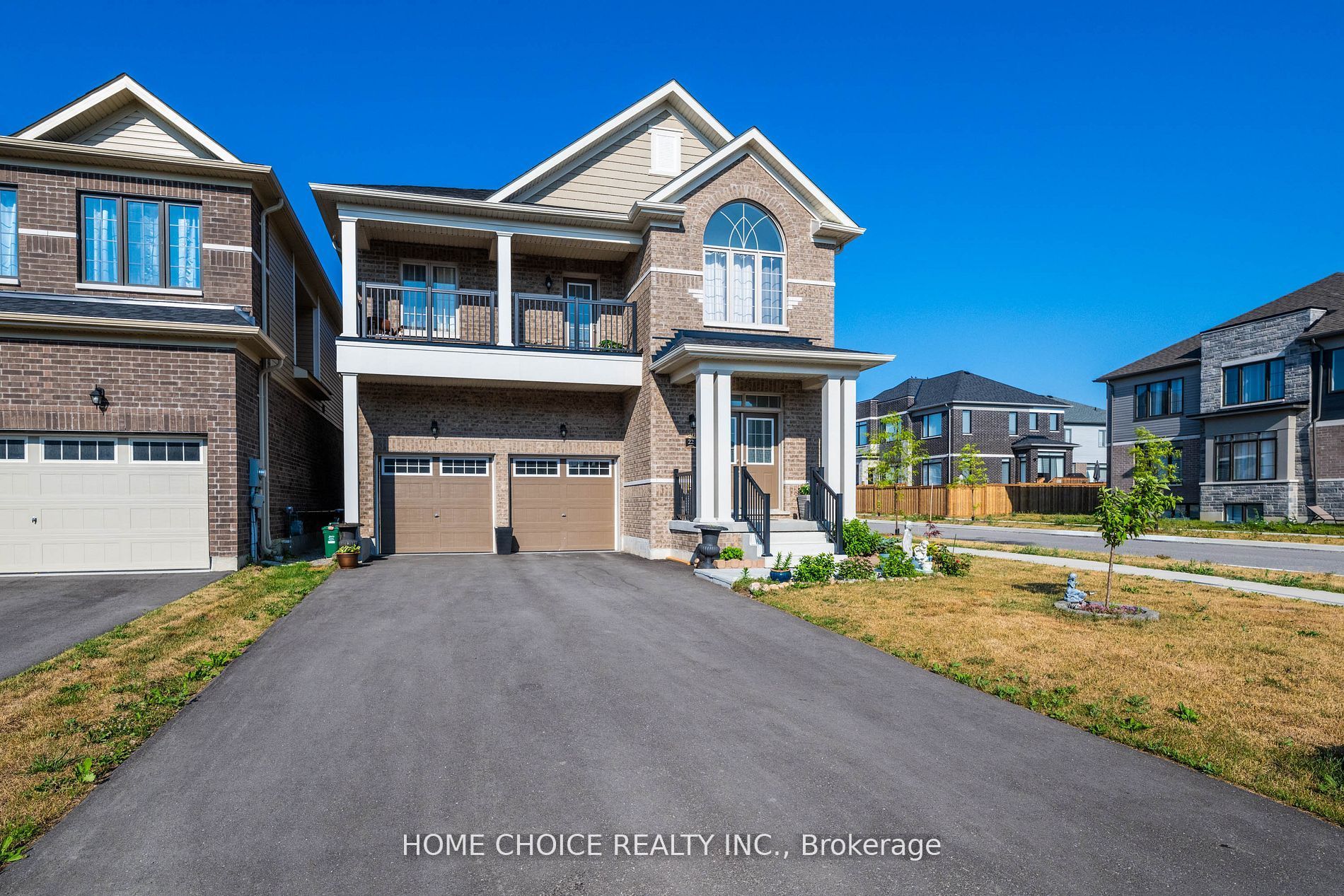 22 Ludlow Drive E, Barrie, ON L9S 2Z8