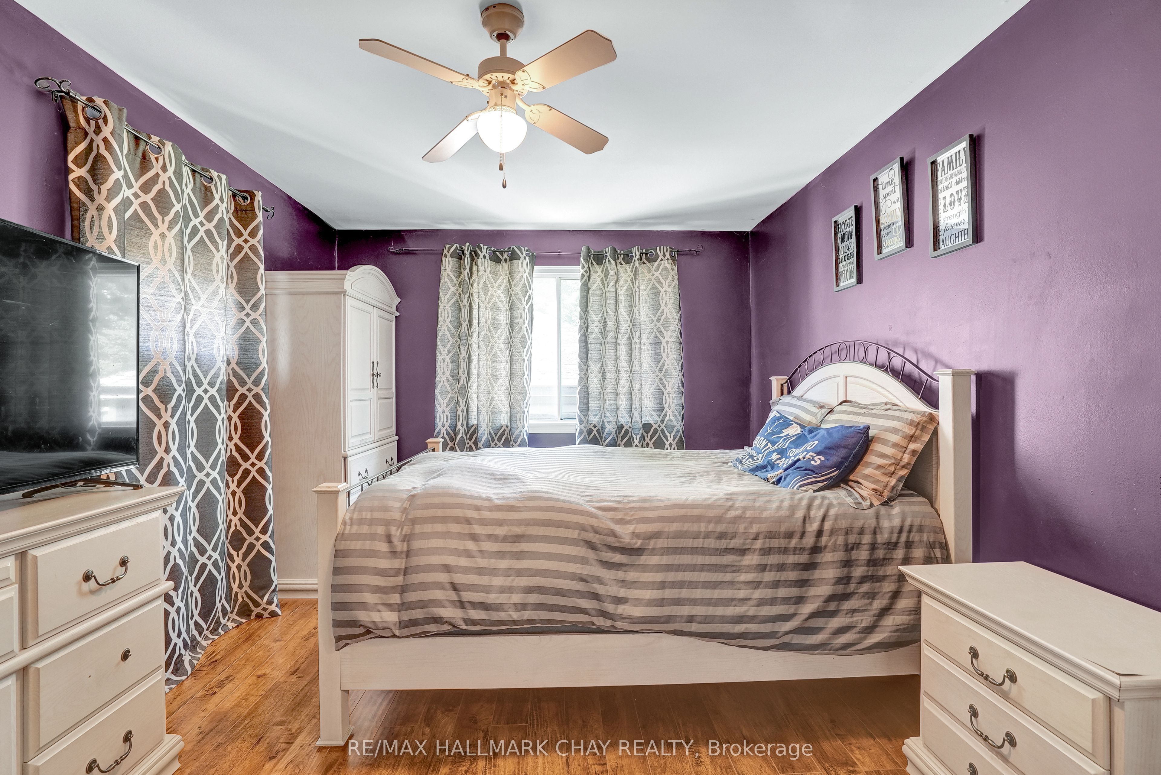 16 Austen Lane, Barrie, ON L4N 4V1