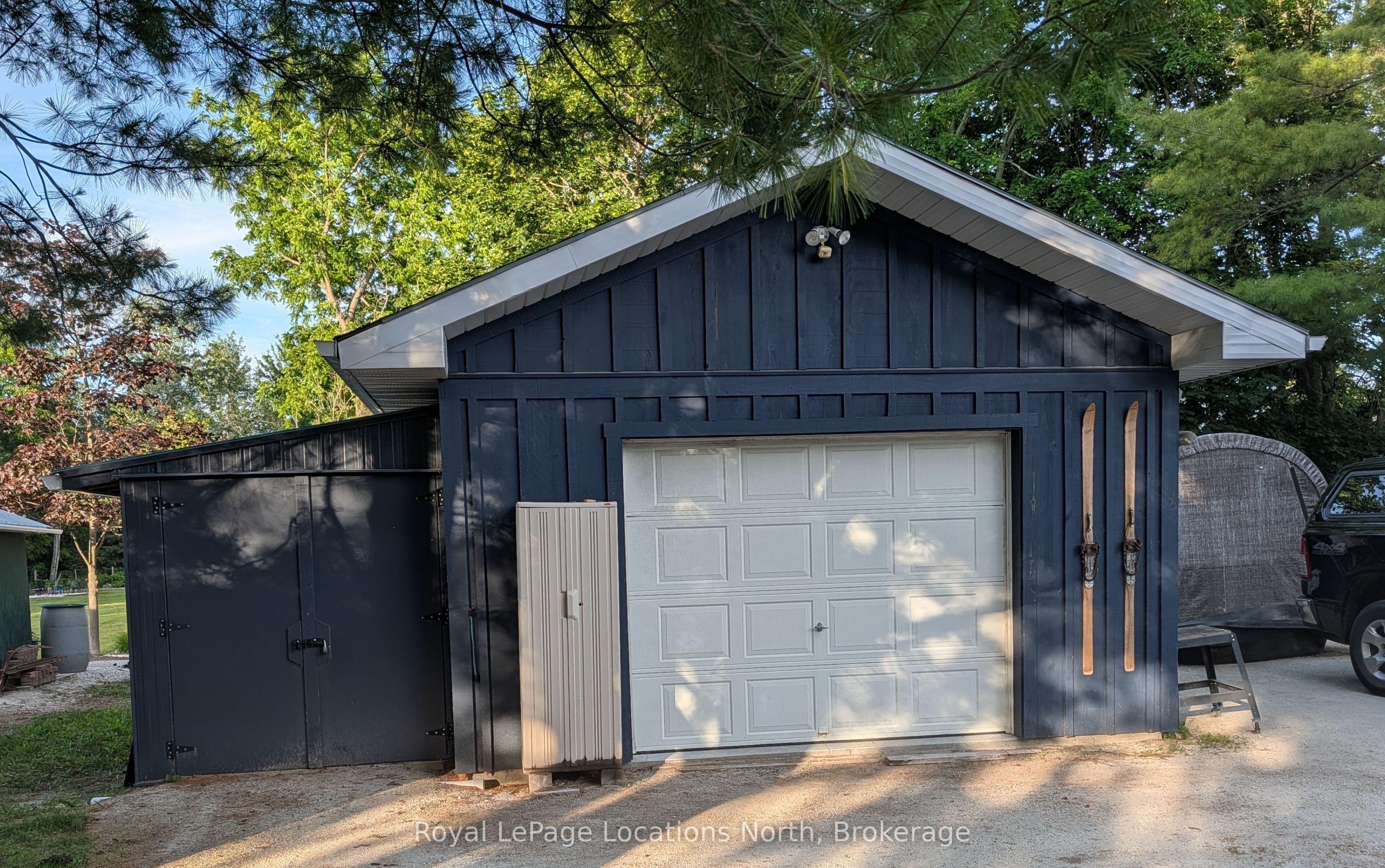 236 PHILLIPS Street S, Clearview, ON L0M 1S0