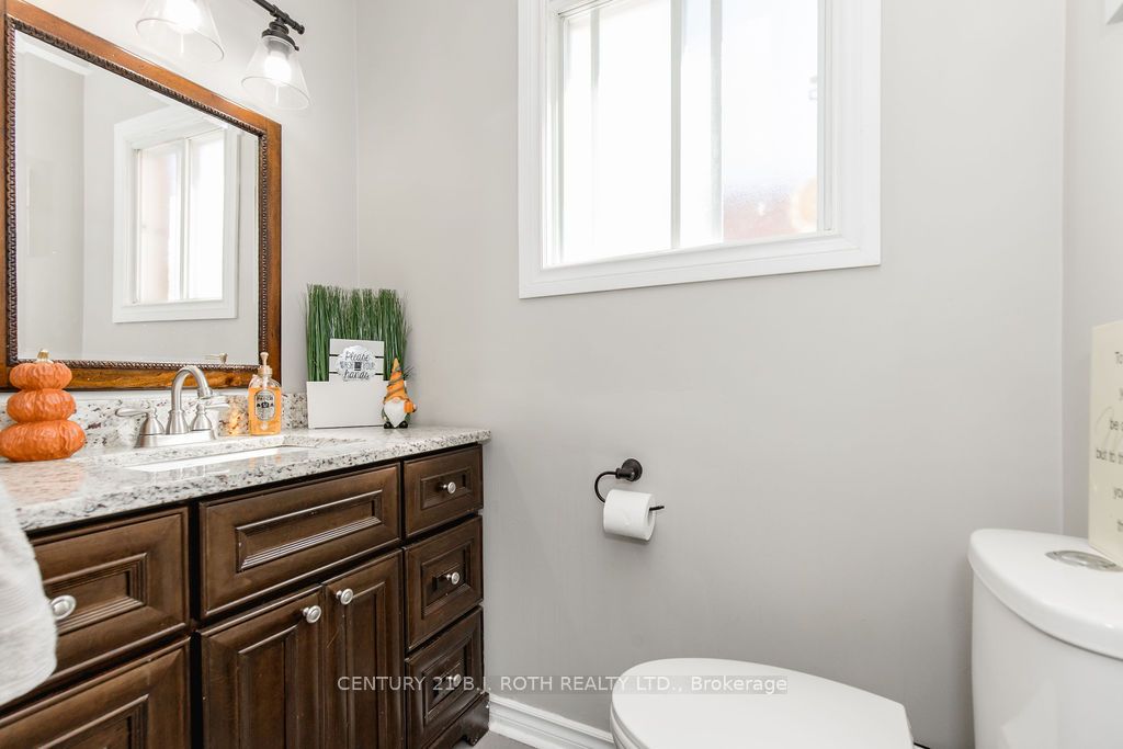 99 CARDINAL Street, Barrie, ON L4M 6G1