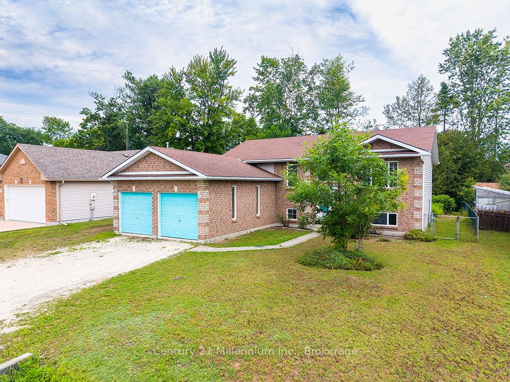 46 Royal Beech Drive, Wasaga Beach, ON L9Z 1H2