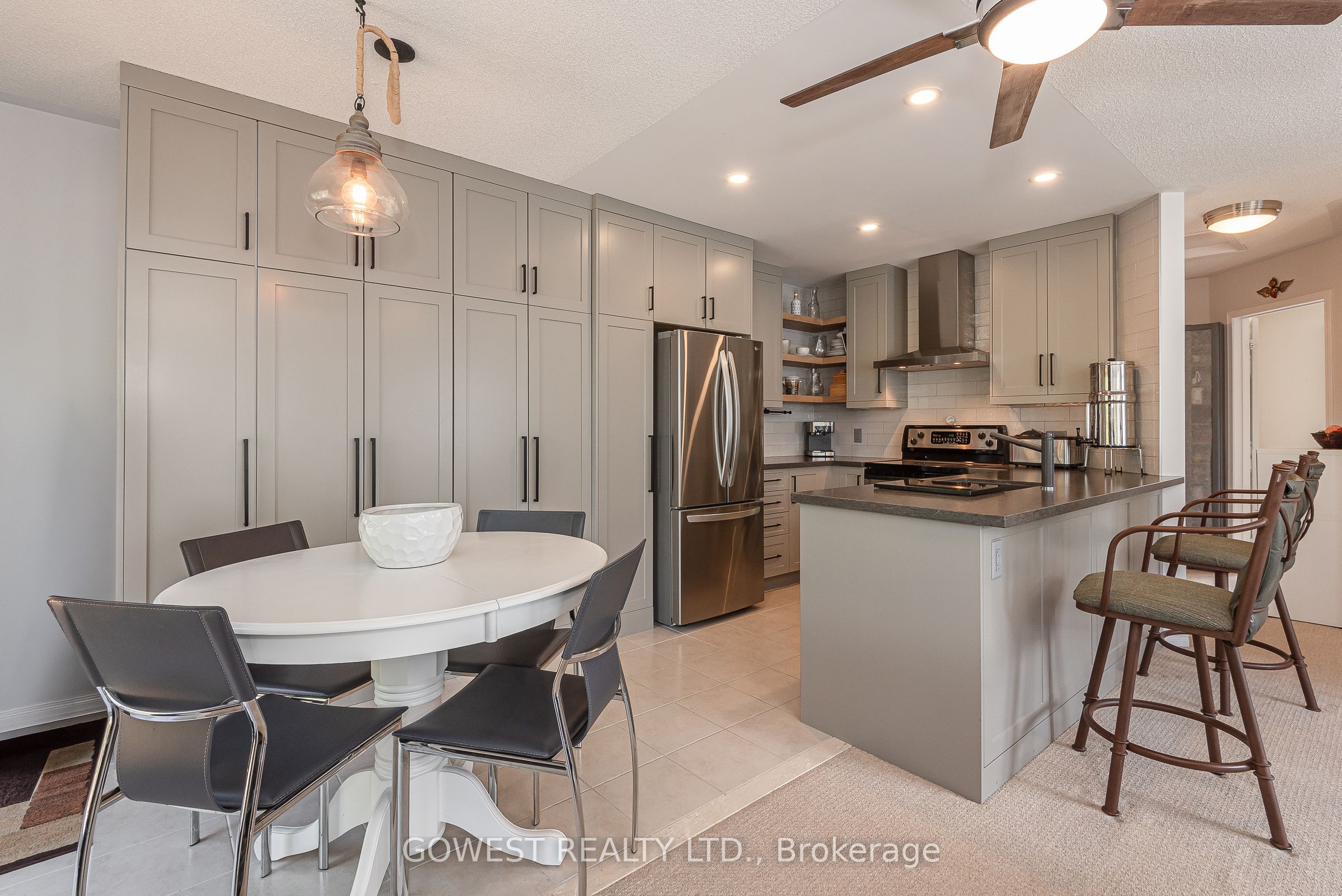 32 Valleymede Court, Collingwood, ON L9Y 5E4