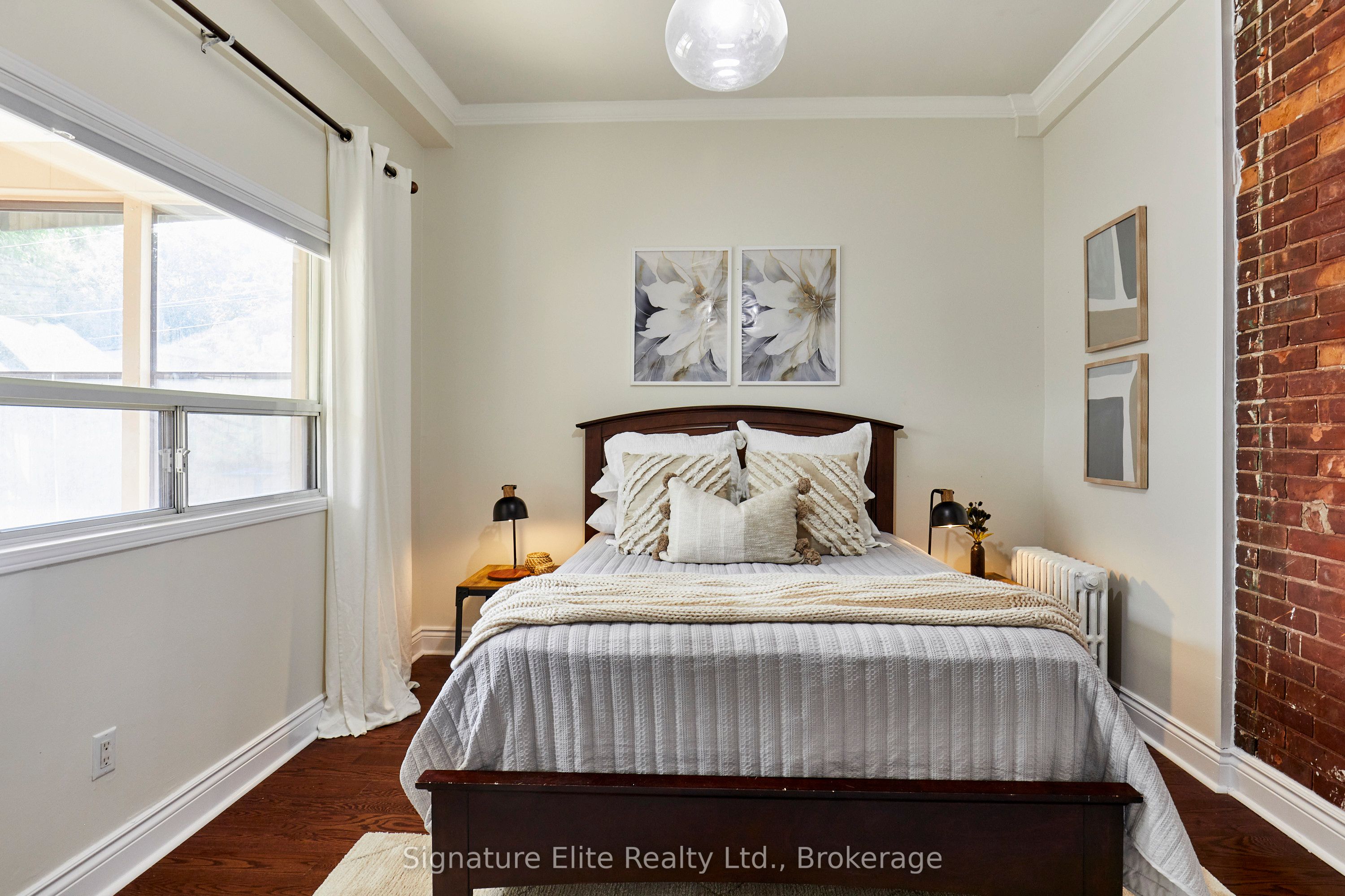 340 Pacific Avenue, Toronto, ON M6P 2R1